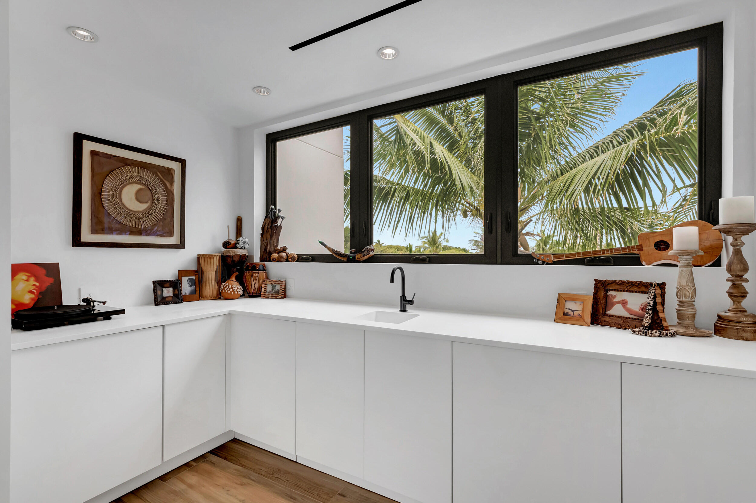 HILLSBORO SHORES SEC - Residential
