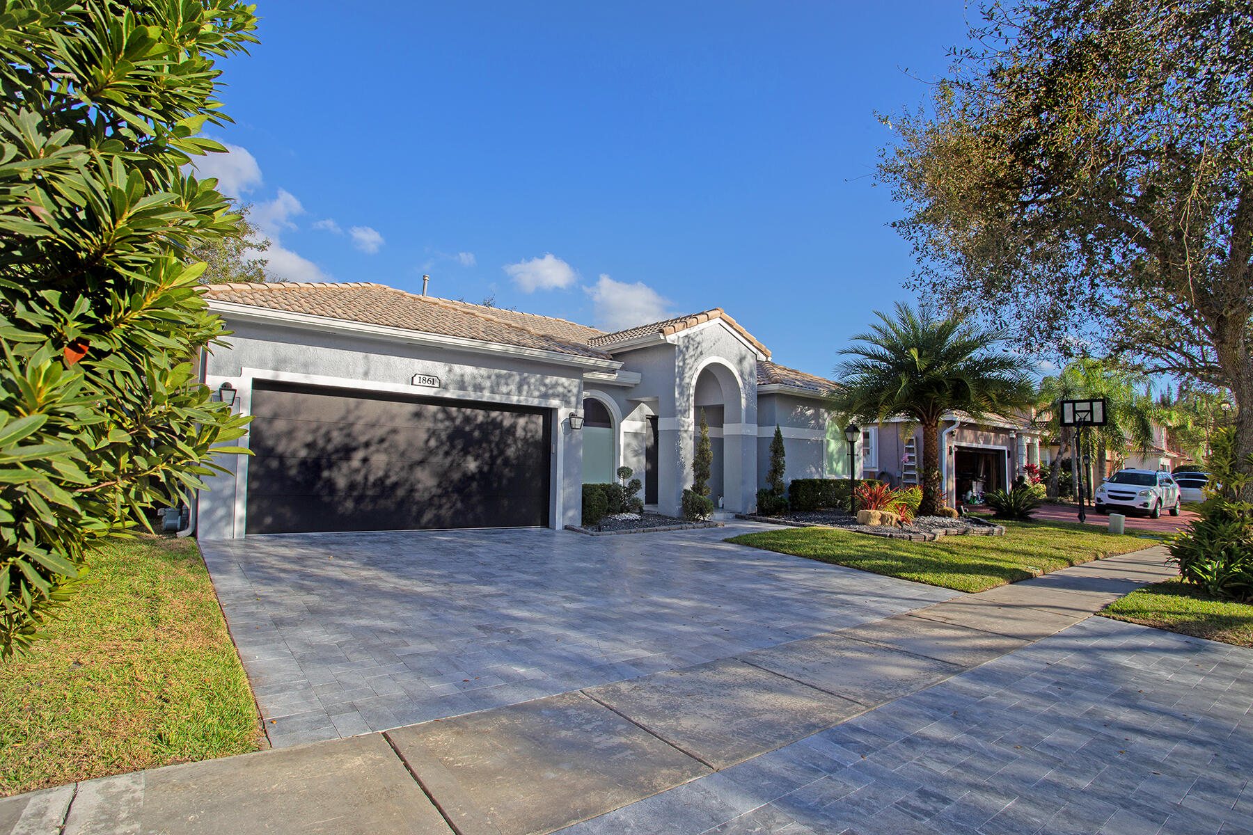 PEMBROKE FALLS - PHASE 1 - Residential Lease