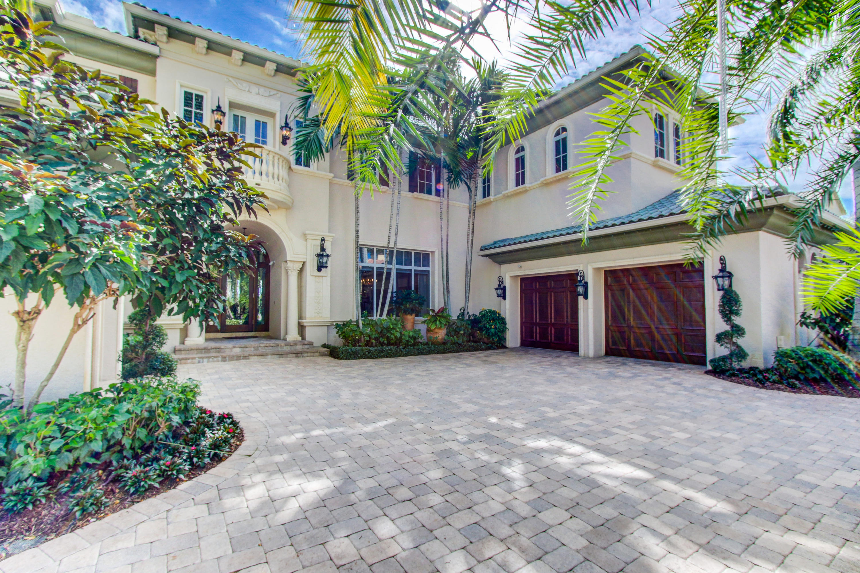 HARBOUR ISLES - Residential