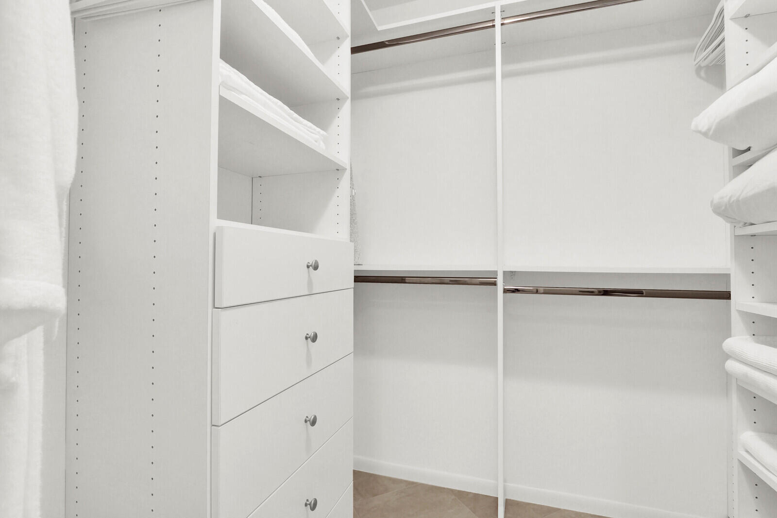 EASTPOINTE CONDO - Residential