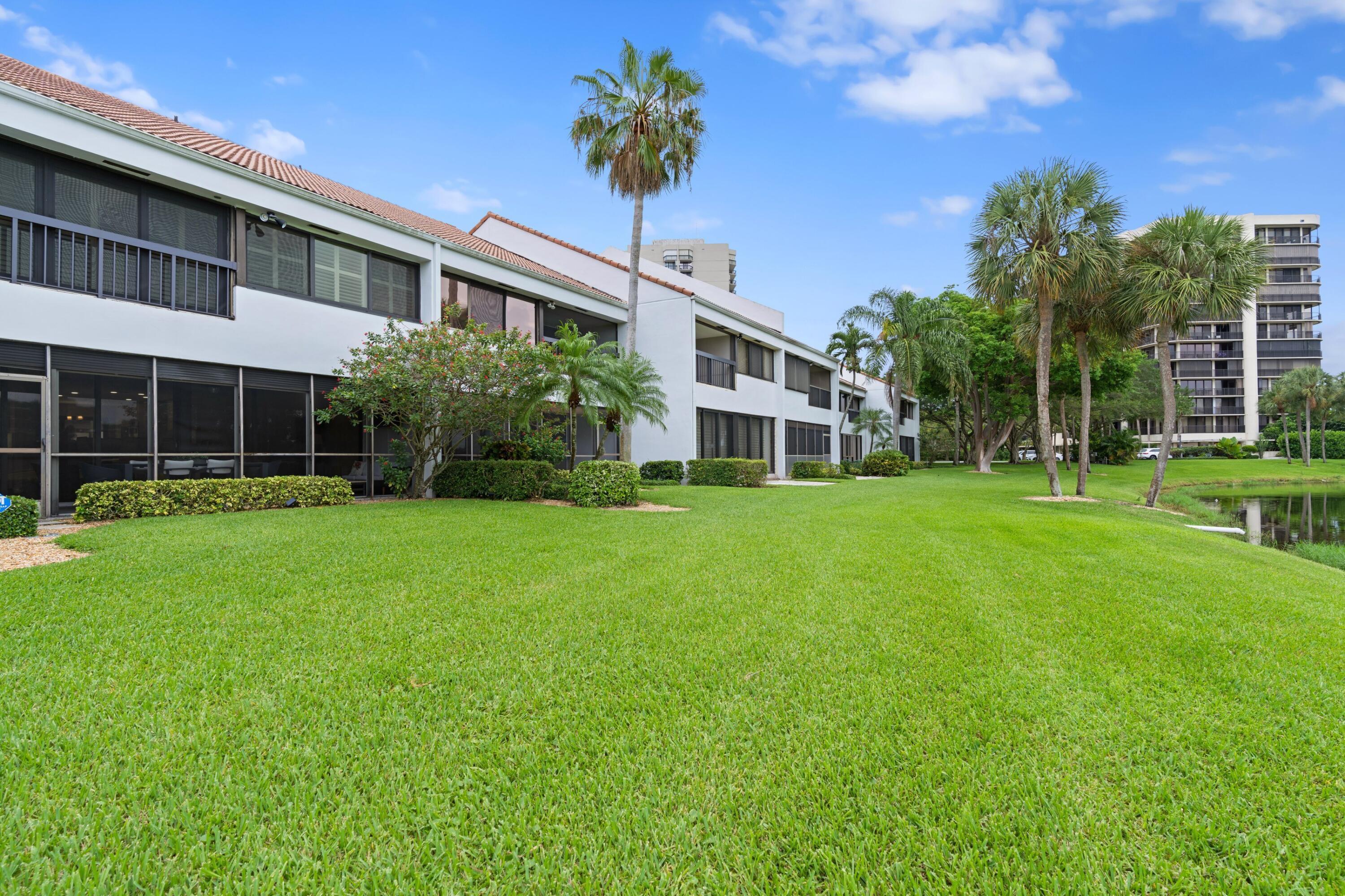 PARLIAMENT GOLF VILLAS CONDO - Residential Lease