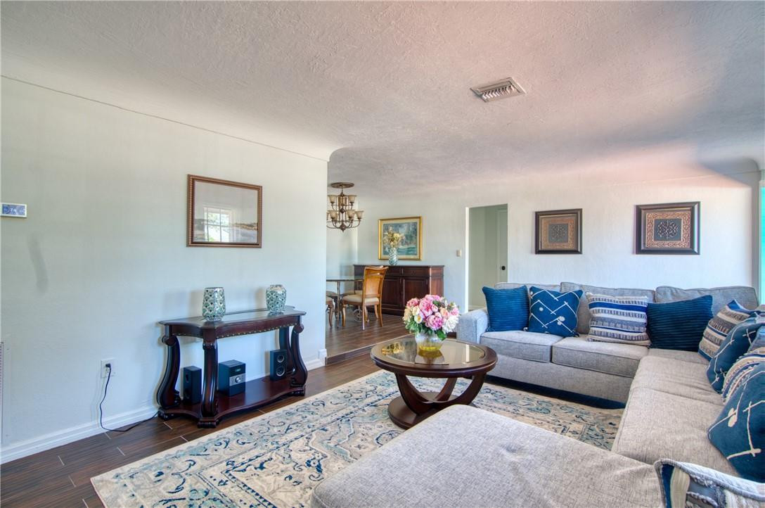 MIRAMAR ISLES - Residential Lease