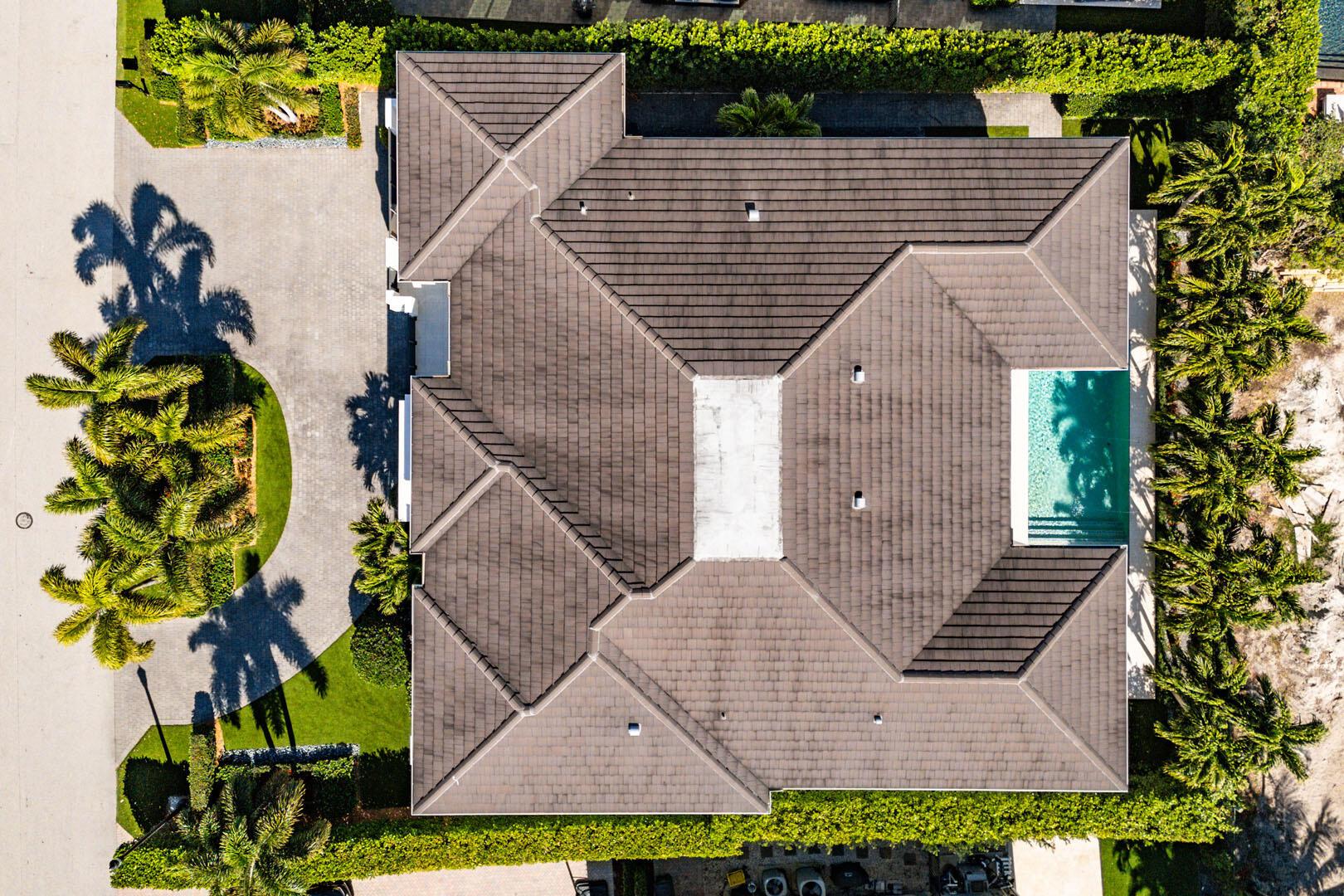 ROYAL PALM YACHT & COUNTRY CLUB - Residential