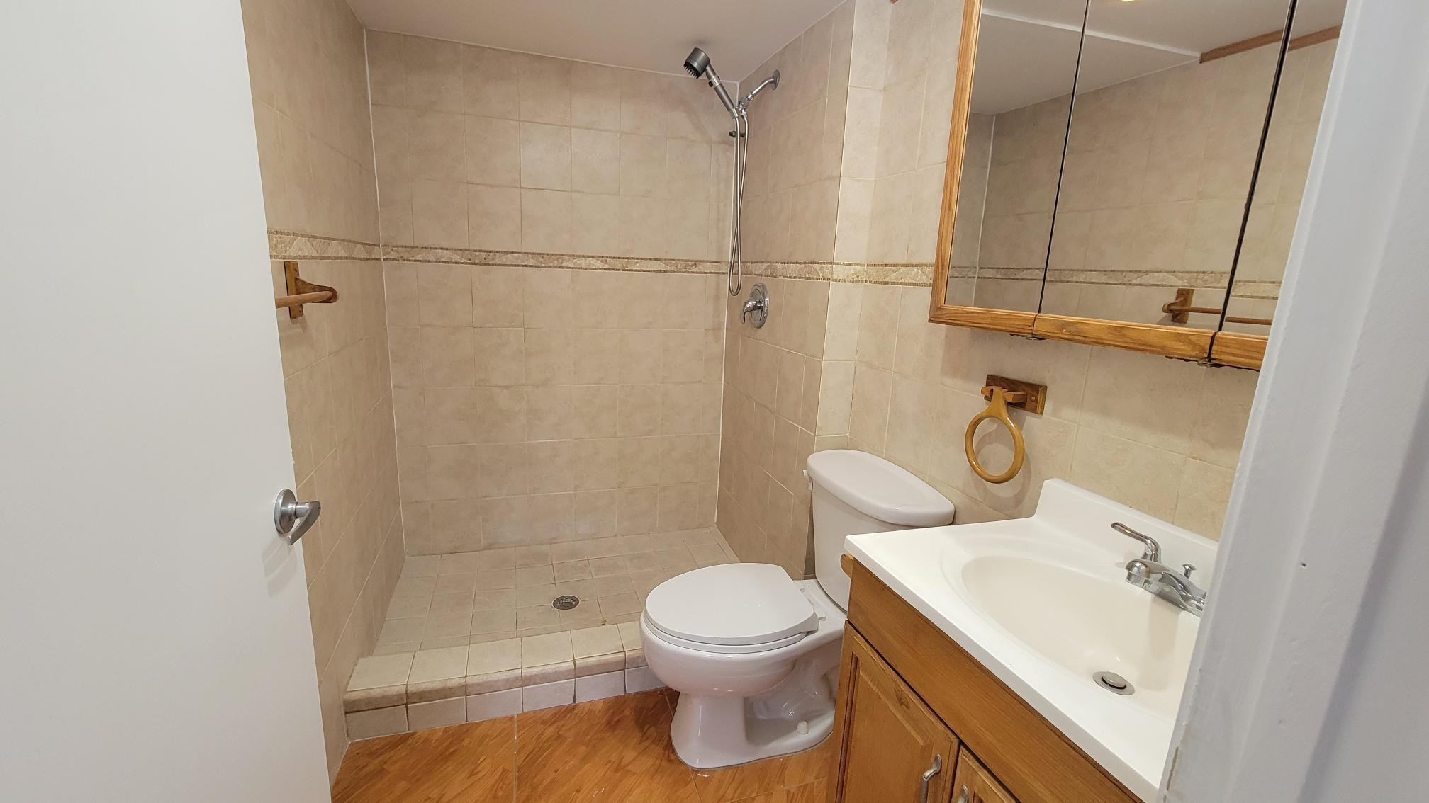 HOLIDAY VILLAGE OF CORAL SPRINGS - Residential Lease