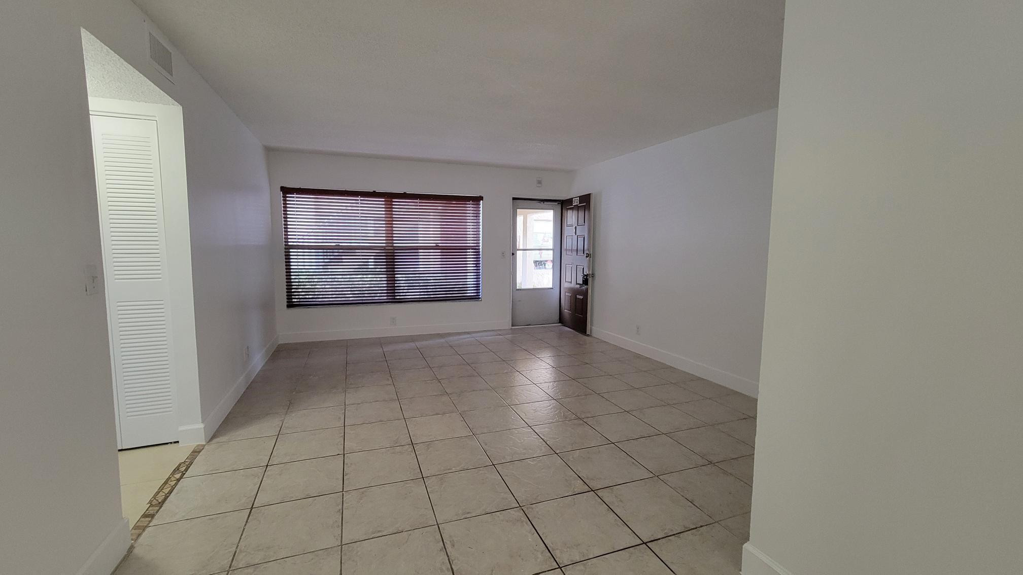 HOLIDAY VILLAGE OF CORAL SPRINGS - Residential Lease