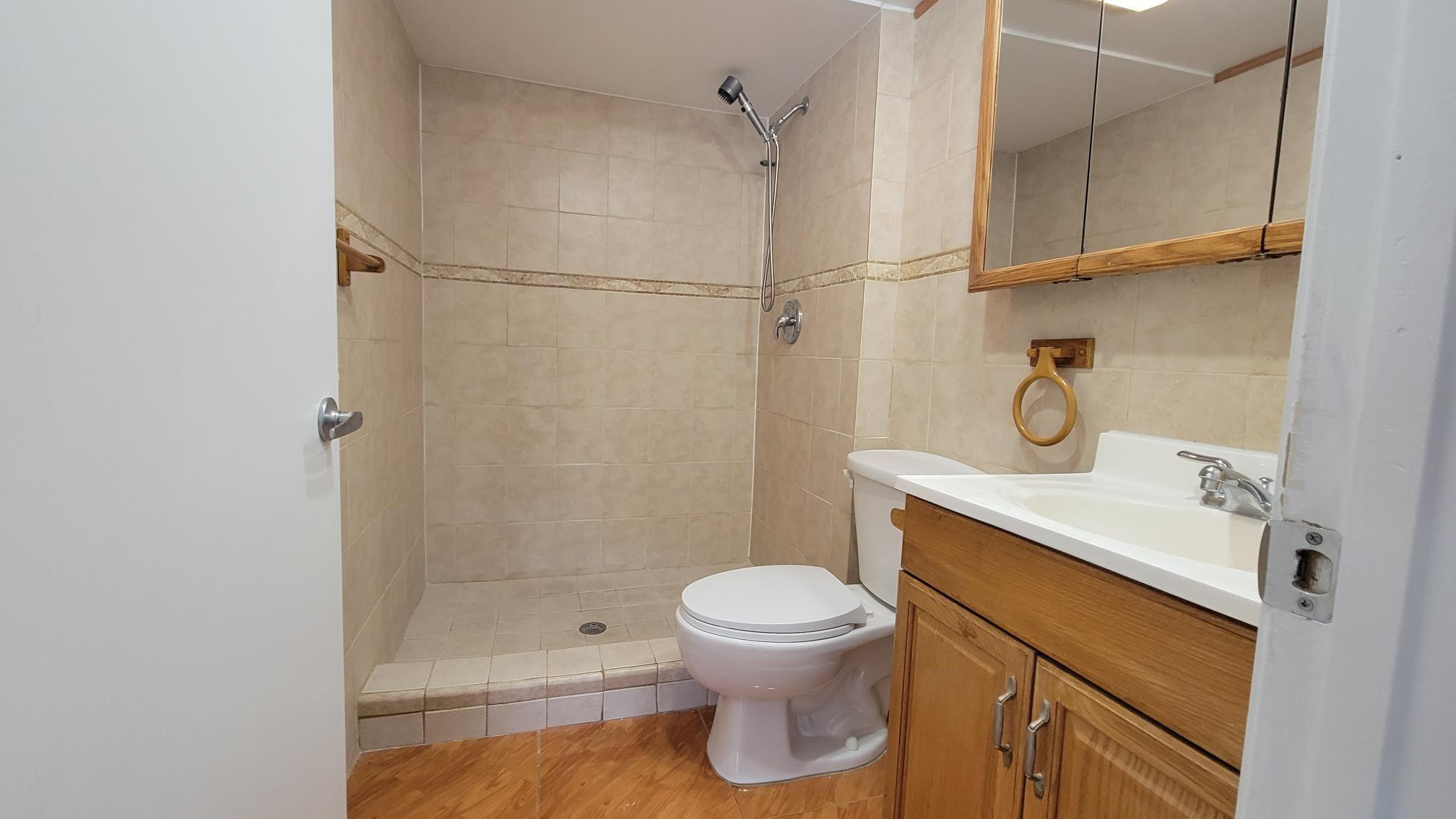 HOLIDAY VILLAGE OF CORAL SPRINGS - Residential Lease