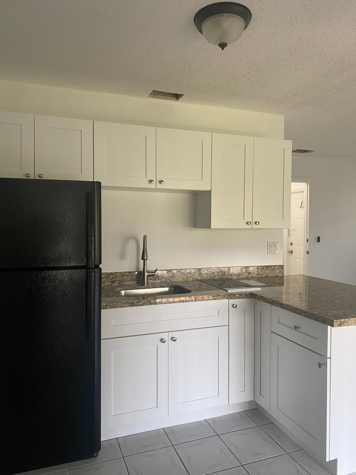 SUMMIT PINES UNIT 4 - Residential Lease