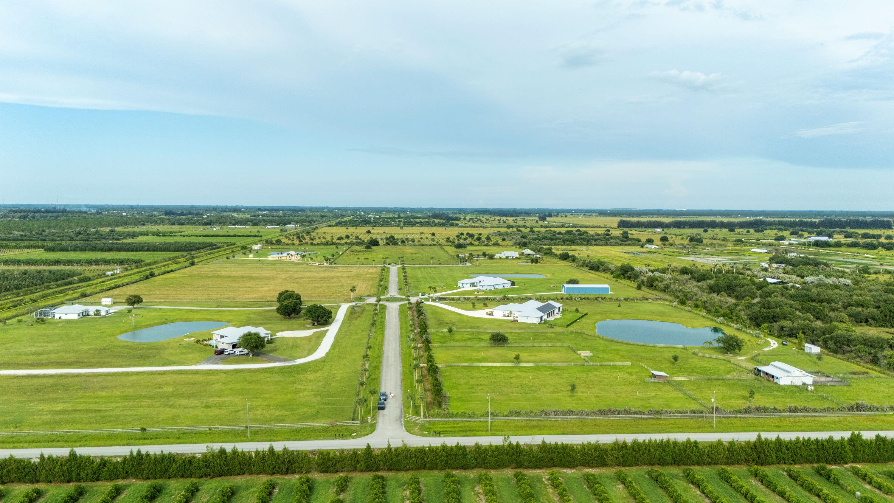 SOUTHERN STAR STABLES SUBDIVISION - Land
