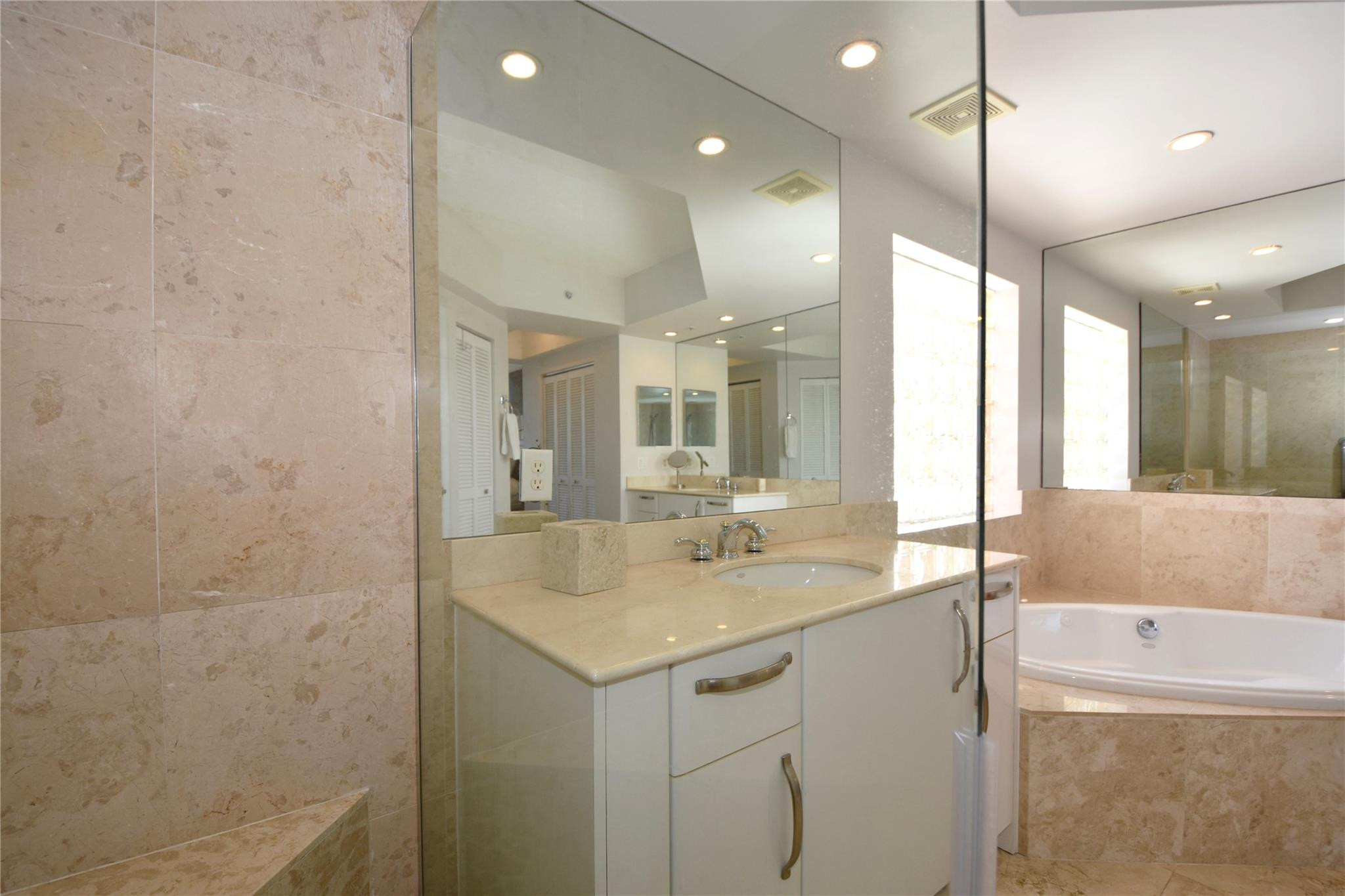 OCEAN PLAZA ON DEERFIELD BEACH - Residential Lease