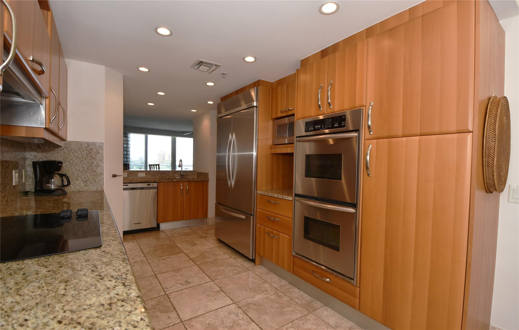 OCEAN PLAZA ON DEERFIELD BEACH - Residential Lease