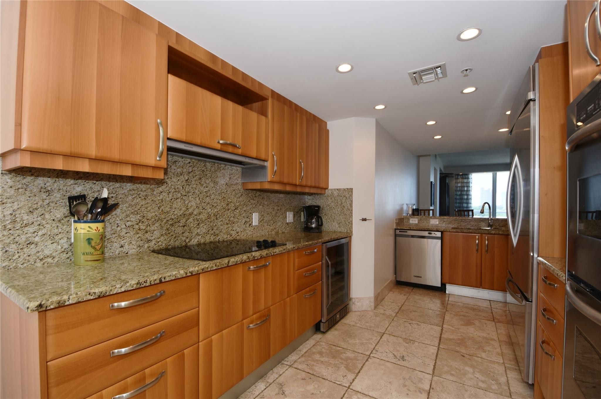 OCEAN PLAZA ON DEERFIELD BEACH - Residential Lease