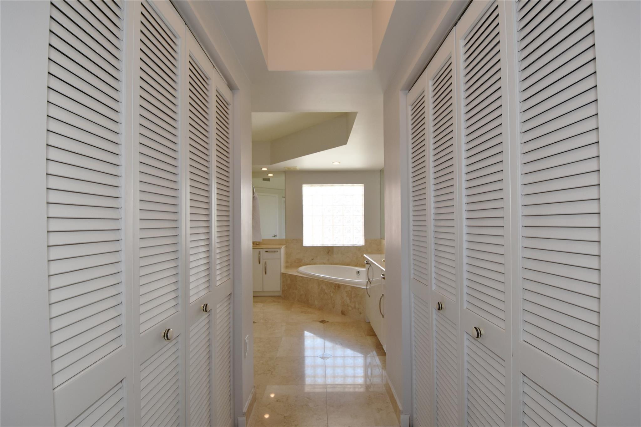 OCEAN PLAZA ON DEERFIELD BEACH - Residential Lease