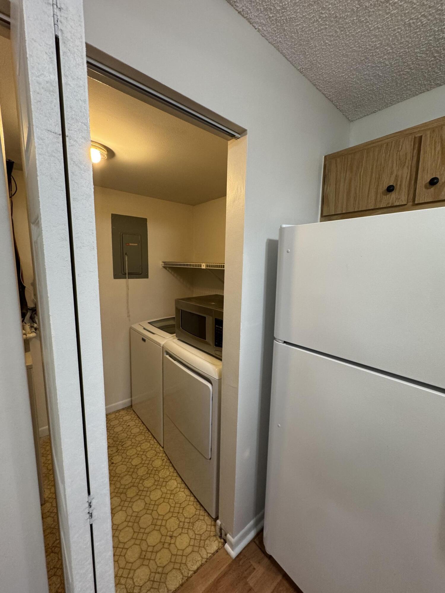 PINE RIDGE SOUTH IV CONDO - Residential
