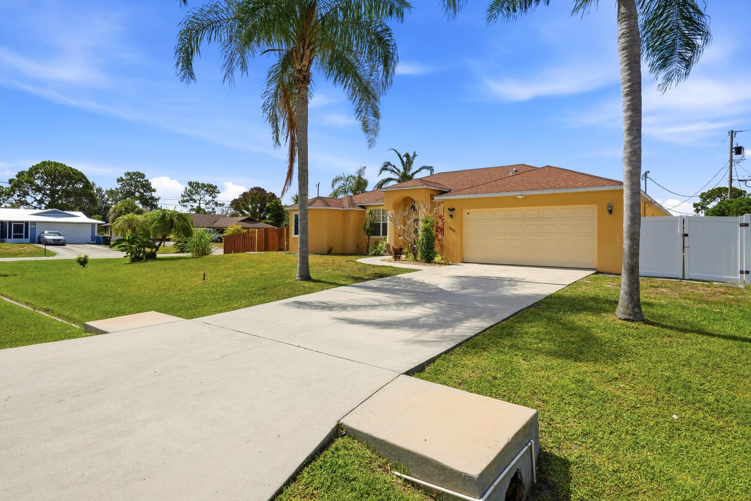 PORT ST LUCIE SECTION 17 - Residential