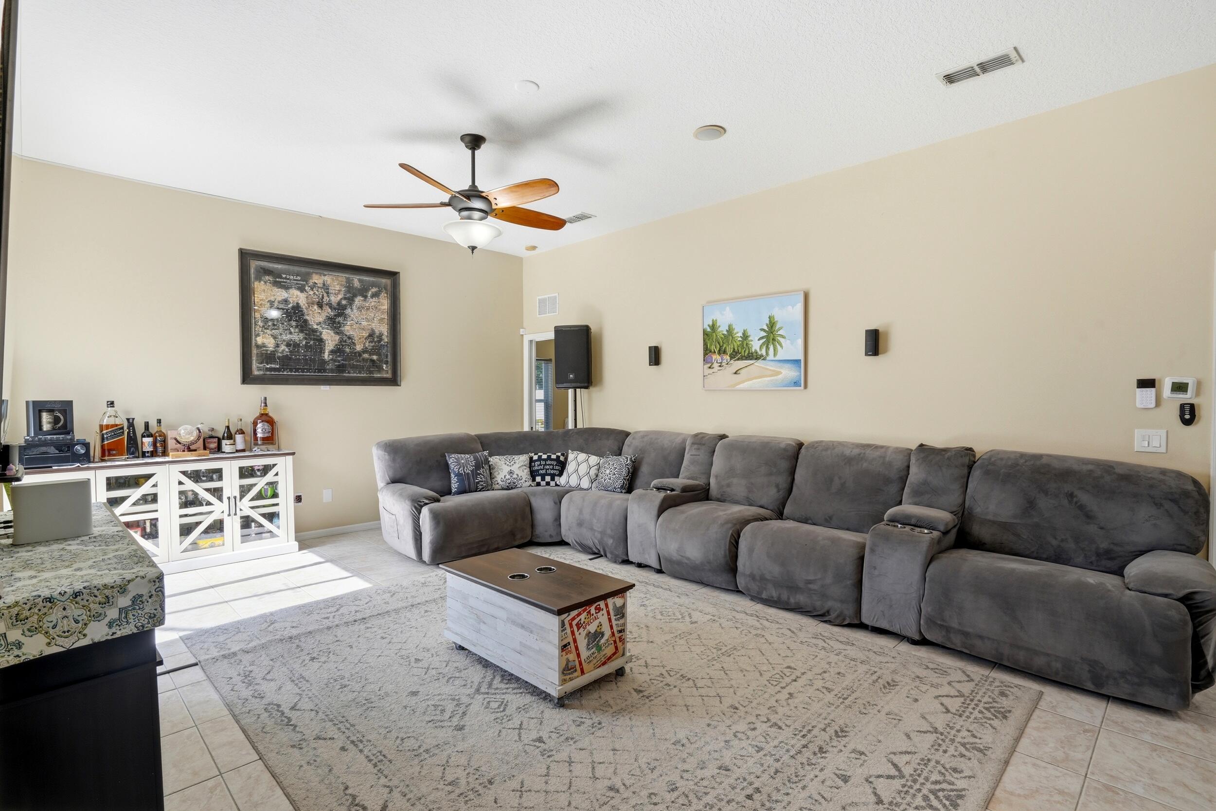 PORT ST LUCIE SECTION 17 - Residential