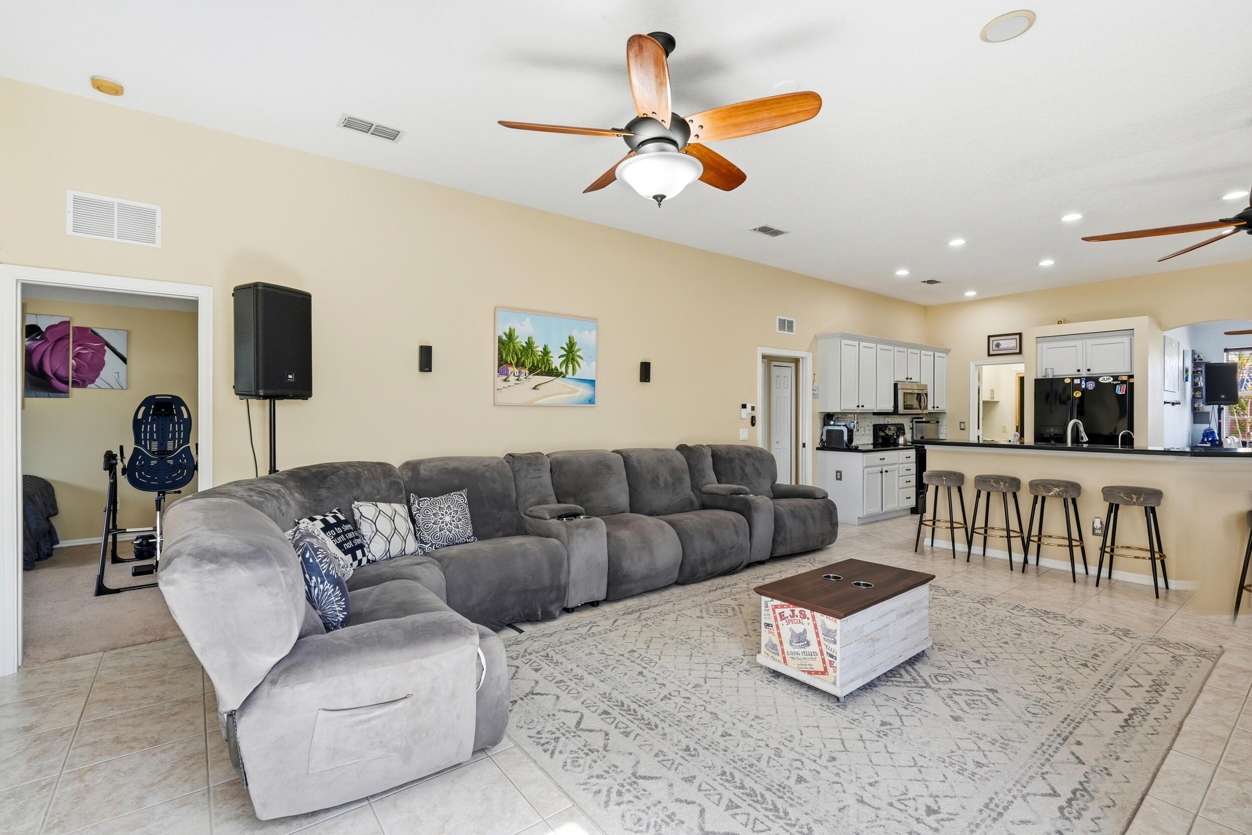 PORT ST LUCIE SECTION 17 - Residential