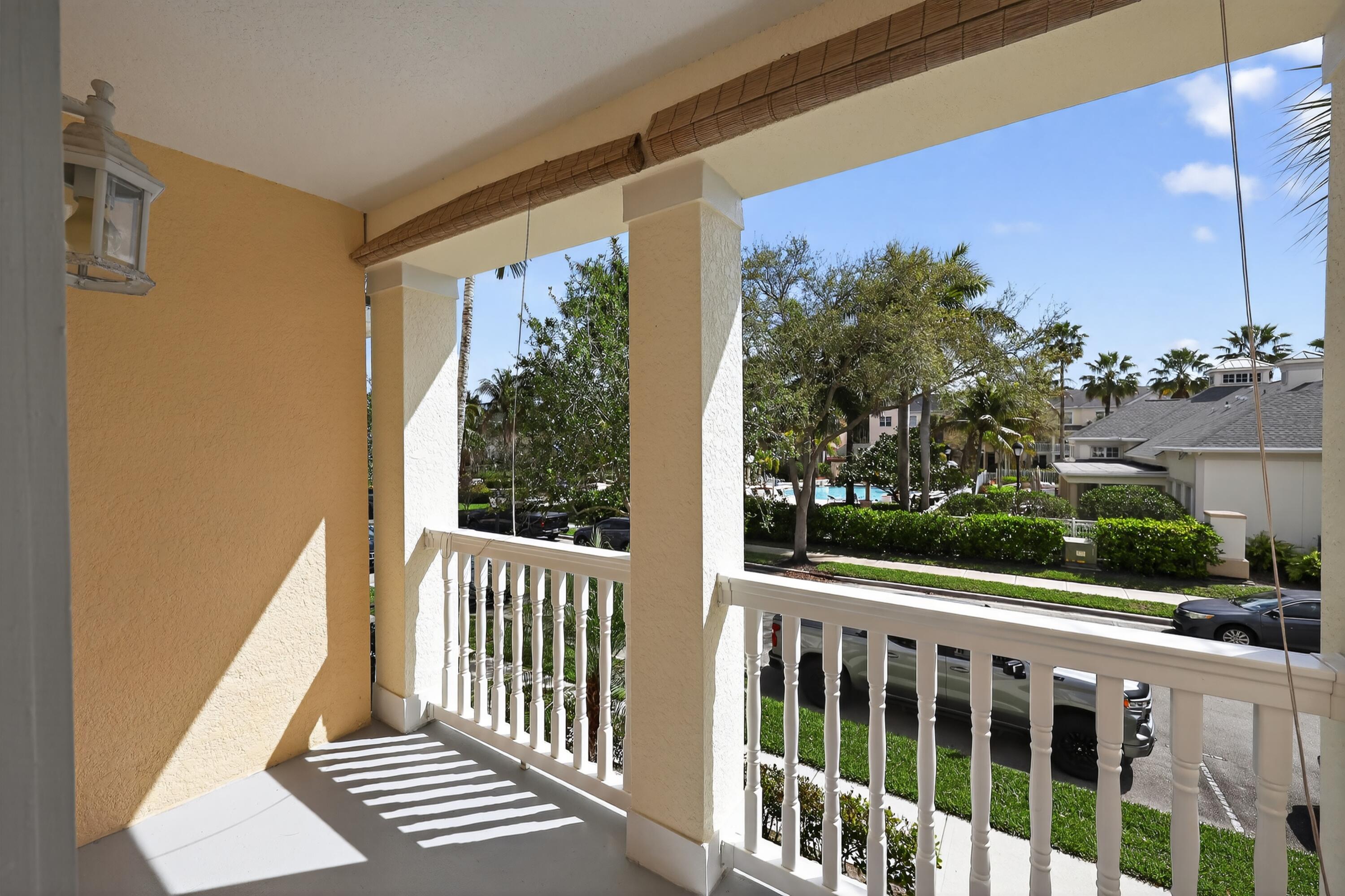 SOMERSET AT ABACOA CONDO - Residential