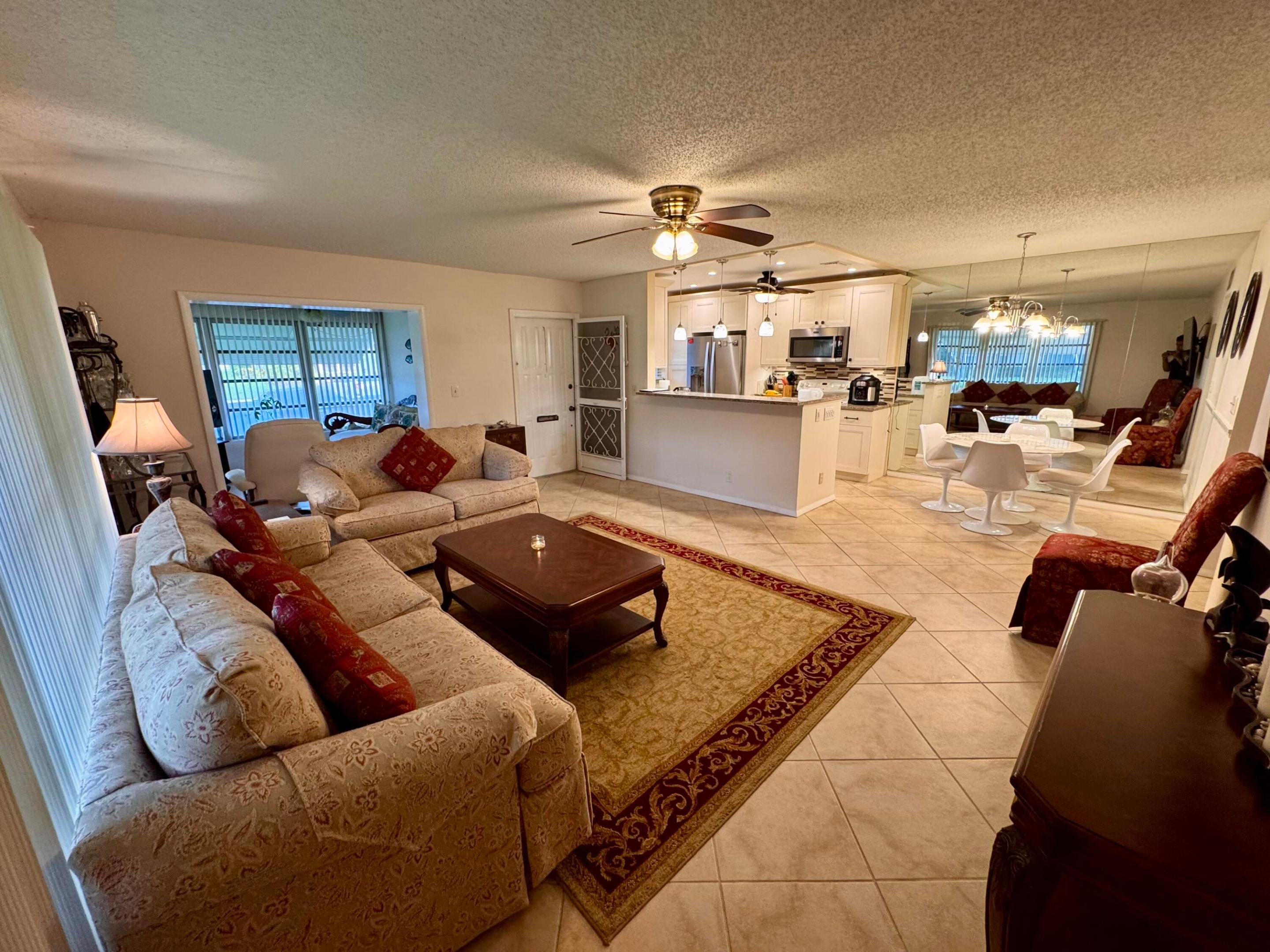 HIGH POINT OF DELRAY SEC 6 CONDO - Residential