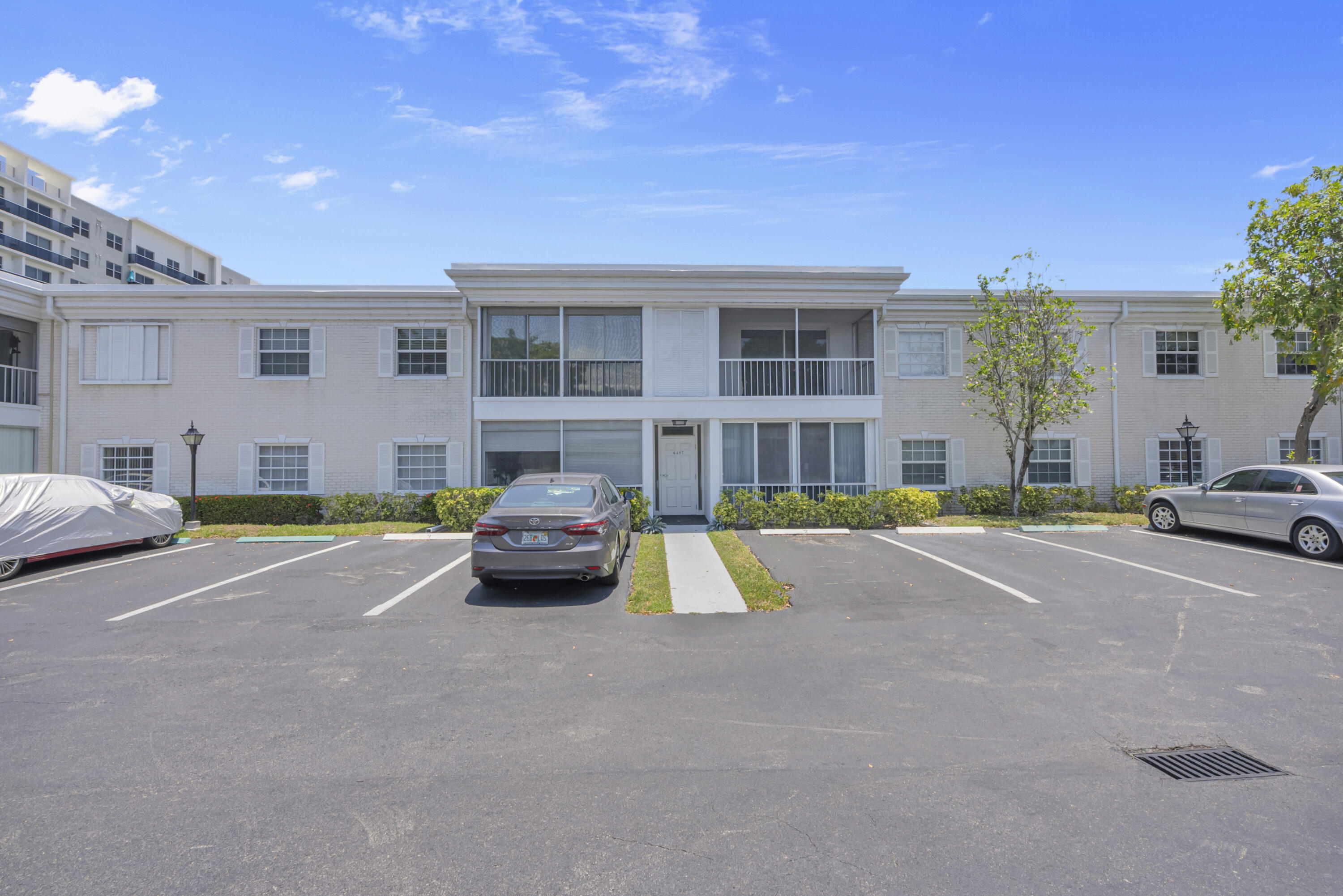 BAY COLONY CLUB CONDO - Residential