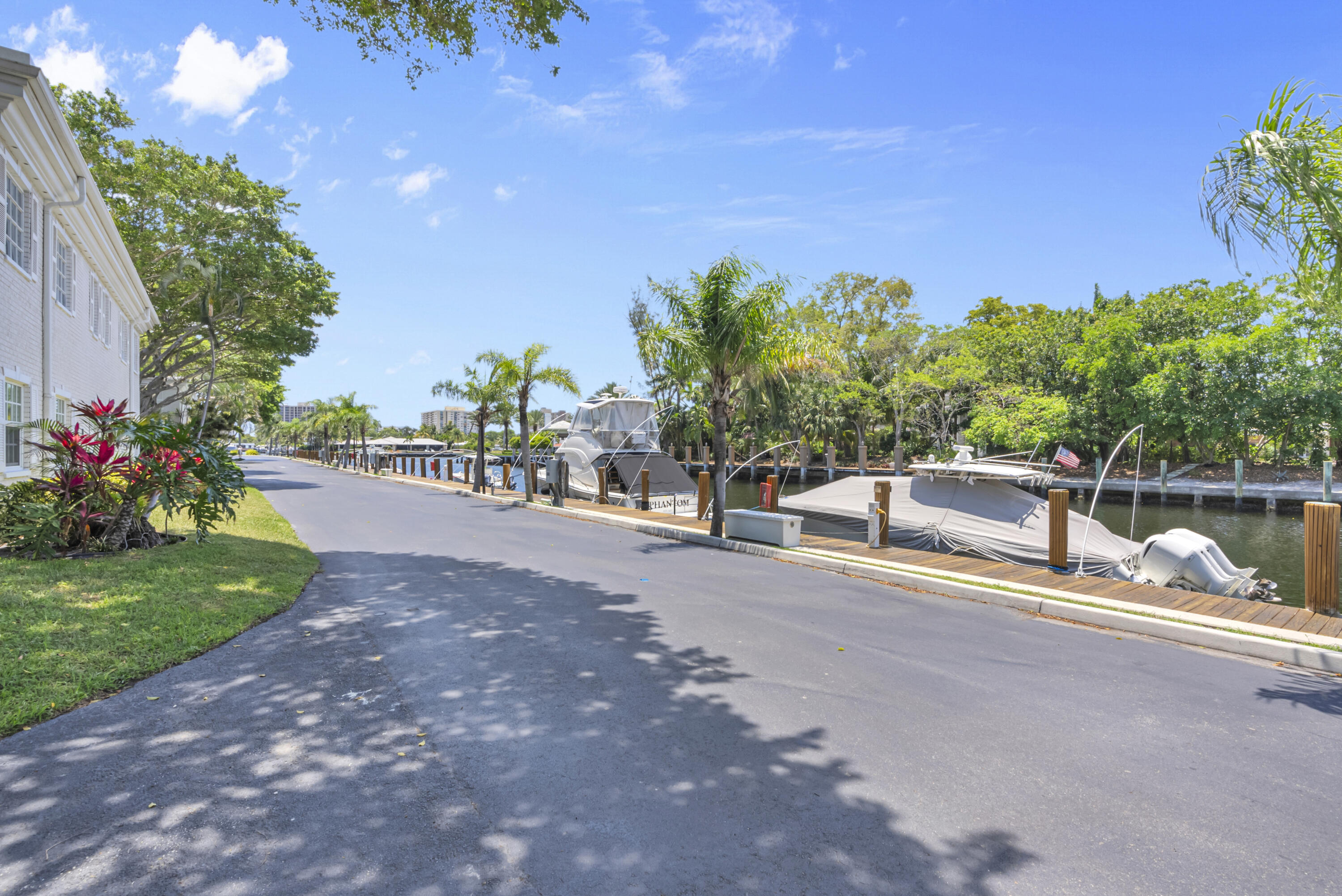 BAY COLONY CLUB CONDO - Residential