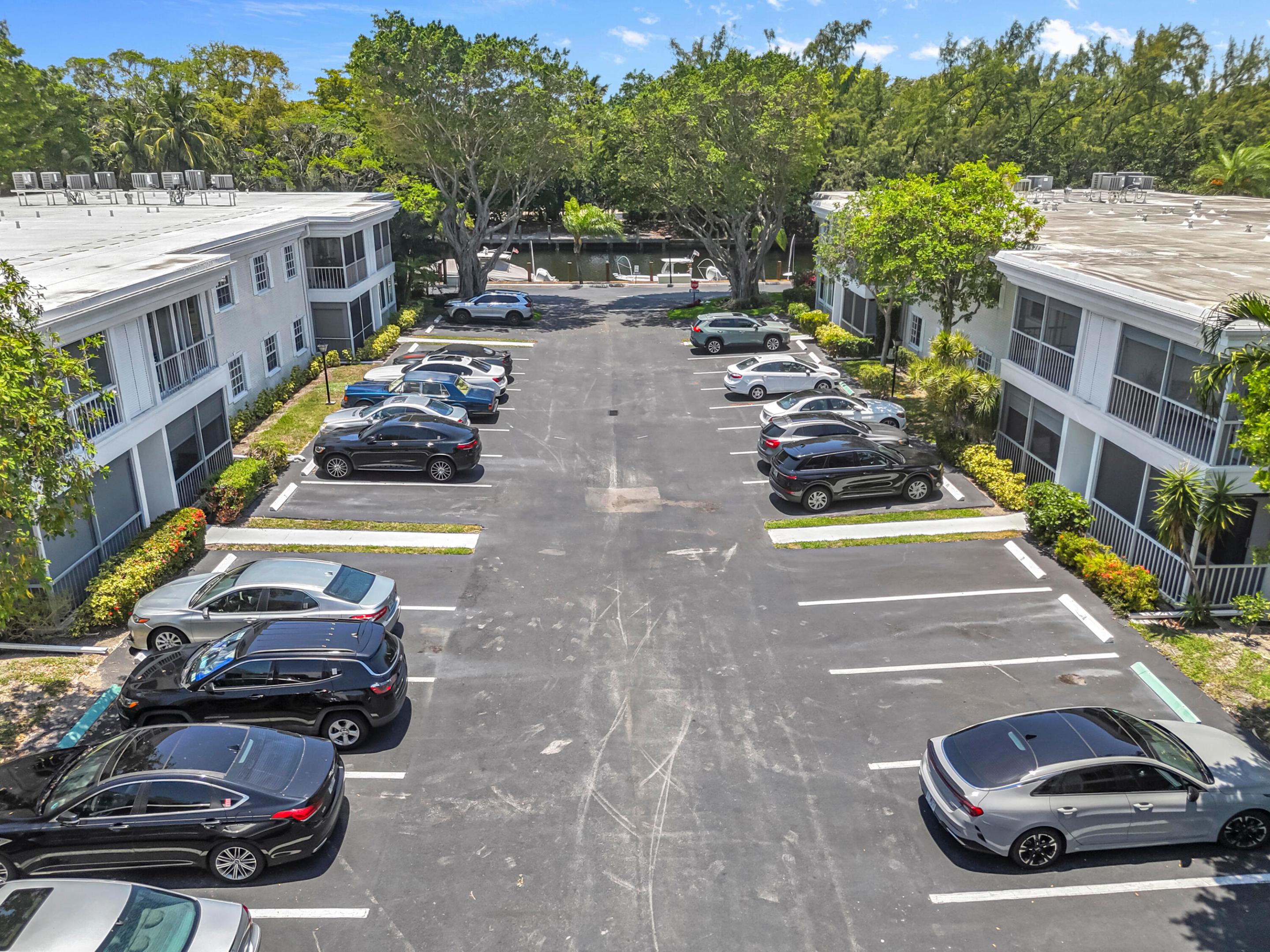 BAY COLONY CLUB CONDO - Residential