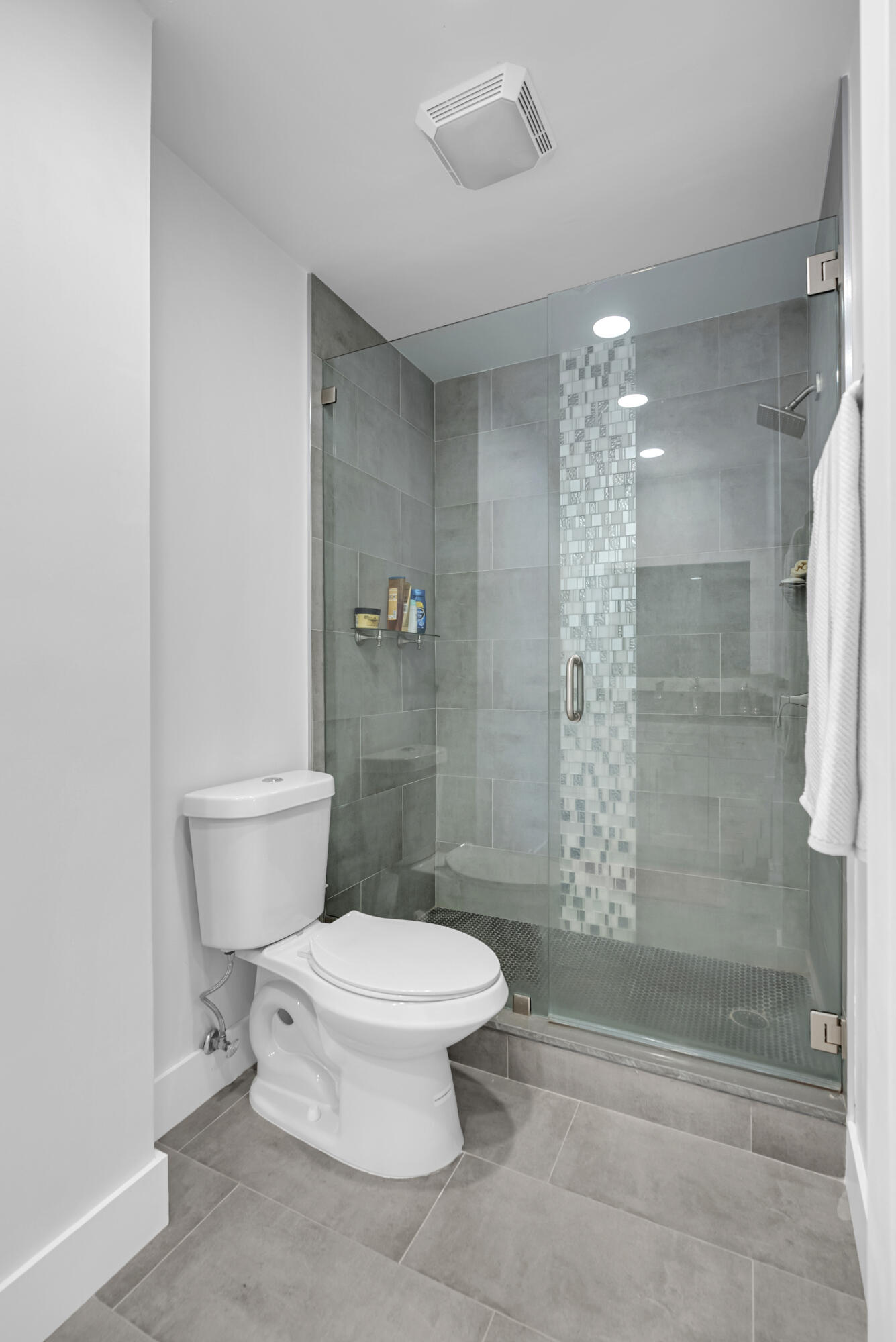 BAY COLONY CLUB CONDO - Residential