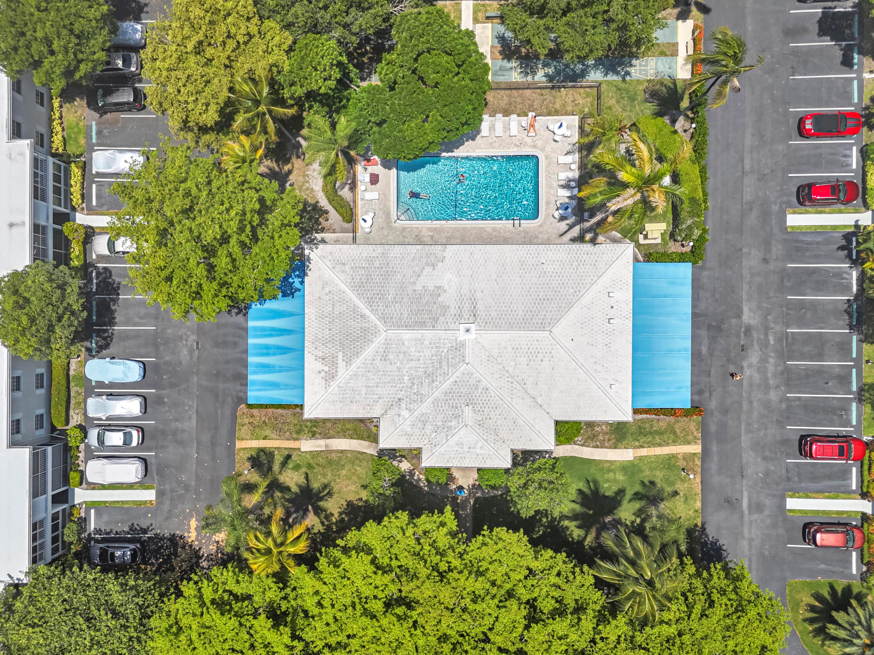 BAY COLONY CLUB CONDO - Residential