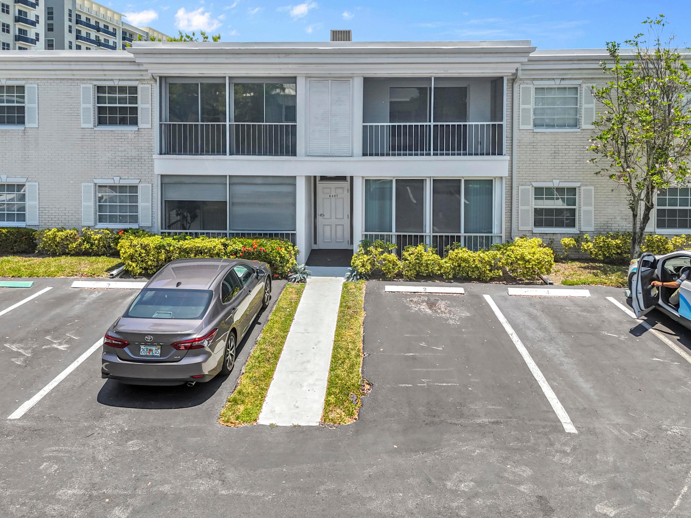 BAY COLONY CLUB CONDO - Residential