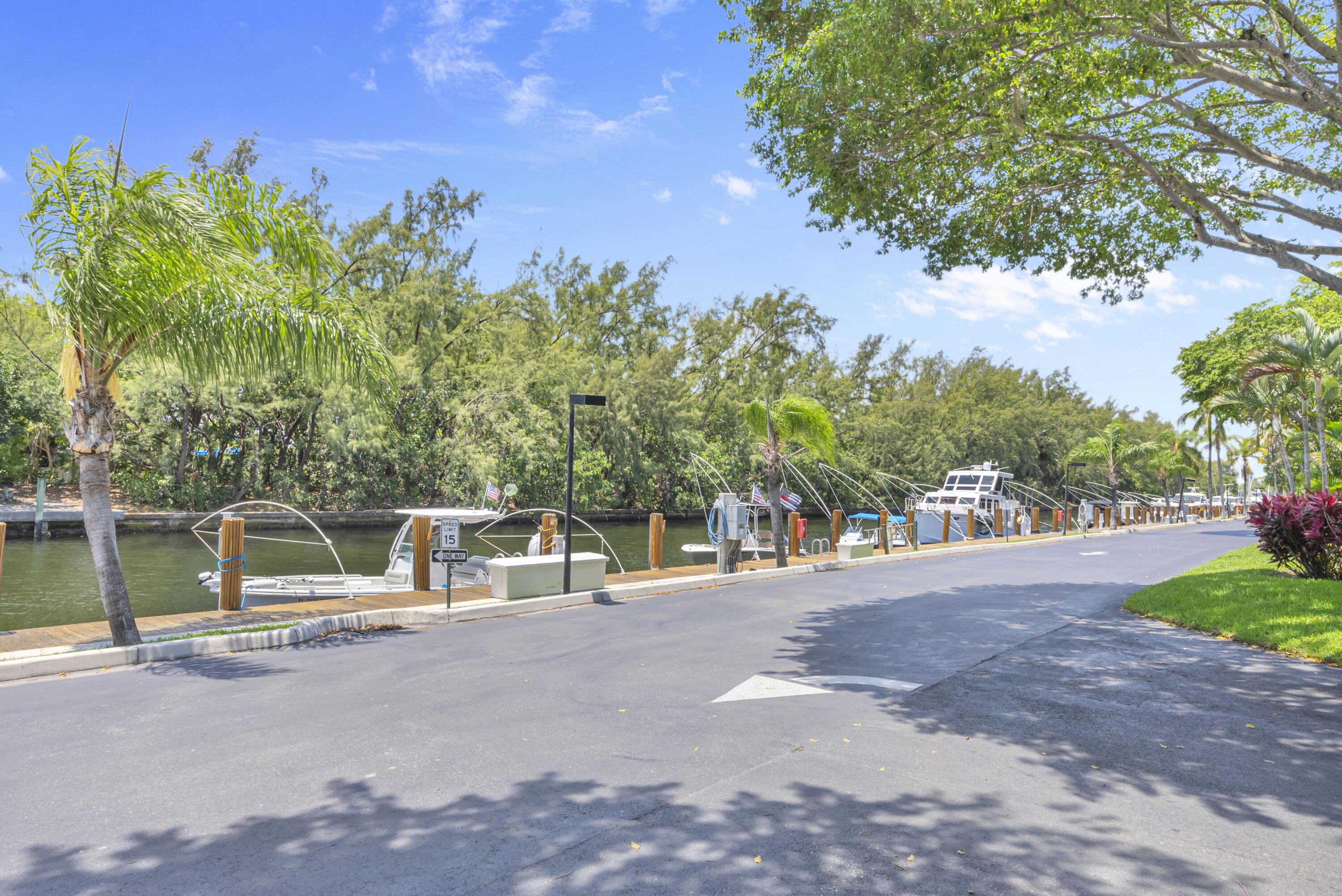 BAY COLONY CLUB CONDO - Residential