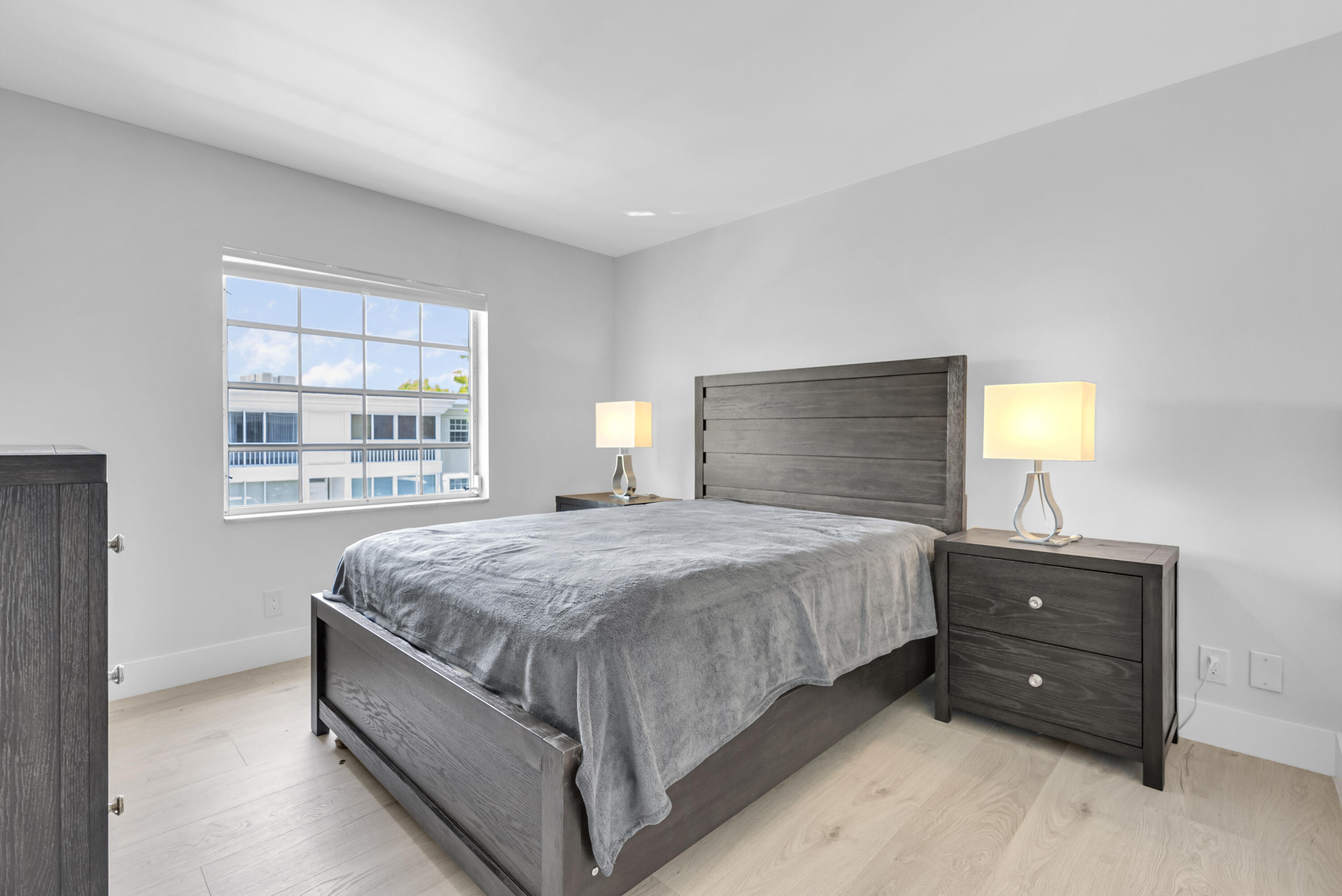 BAY COLONY CLUB CONDO - Residential