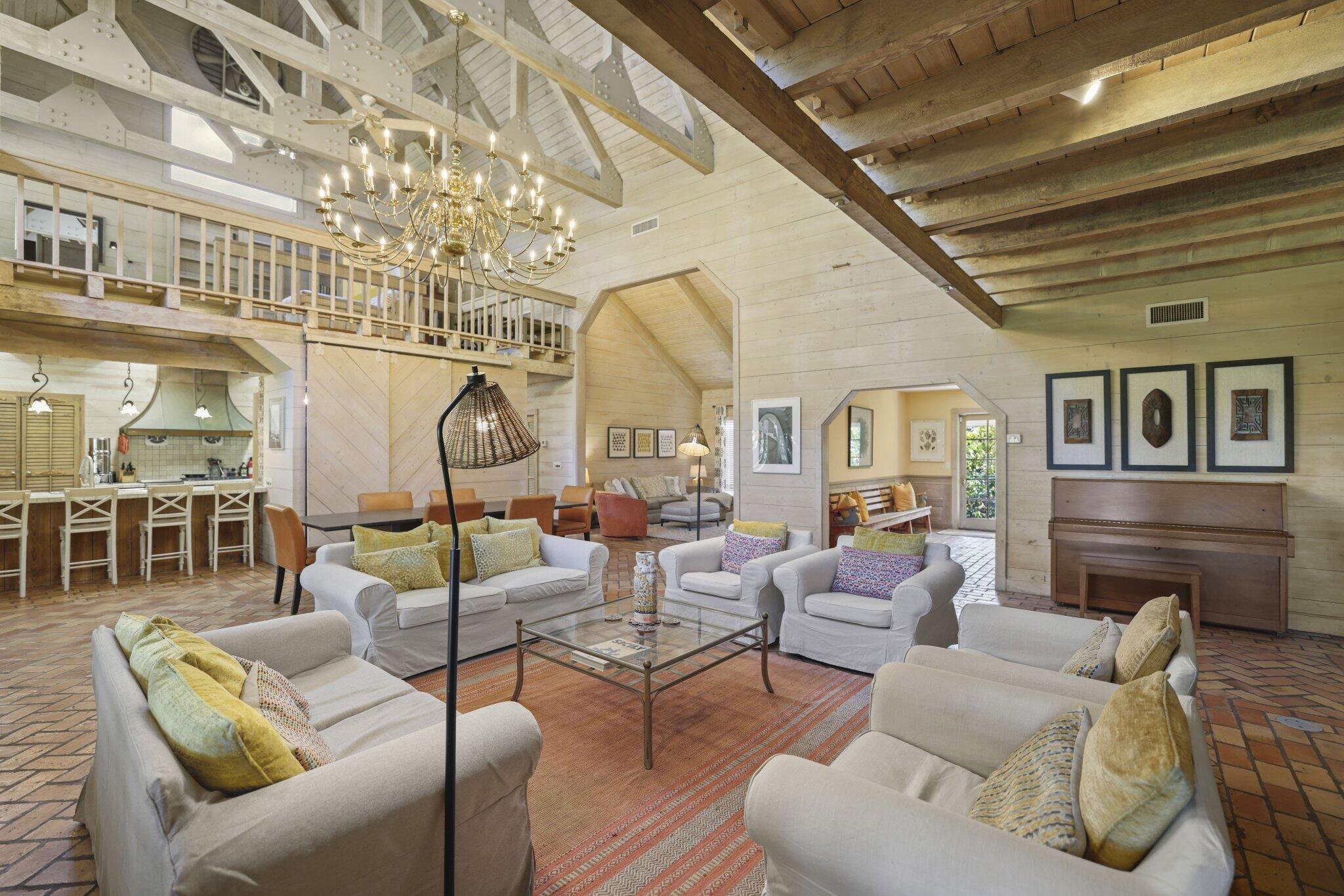 PALM BEACH LITTLE RANCHES 2 - Residential
