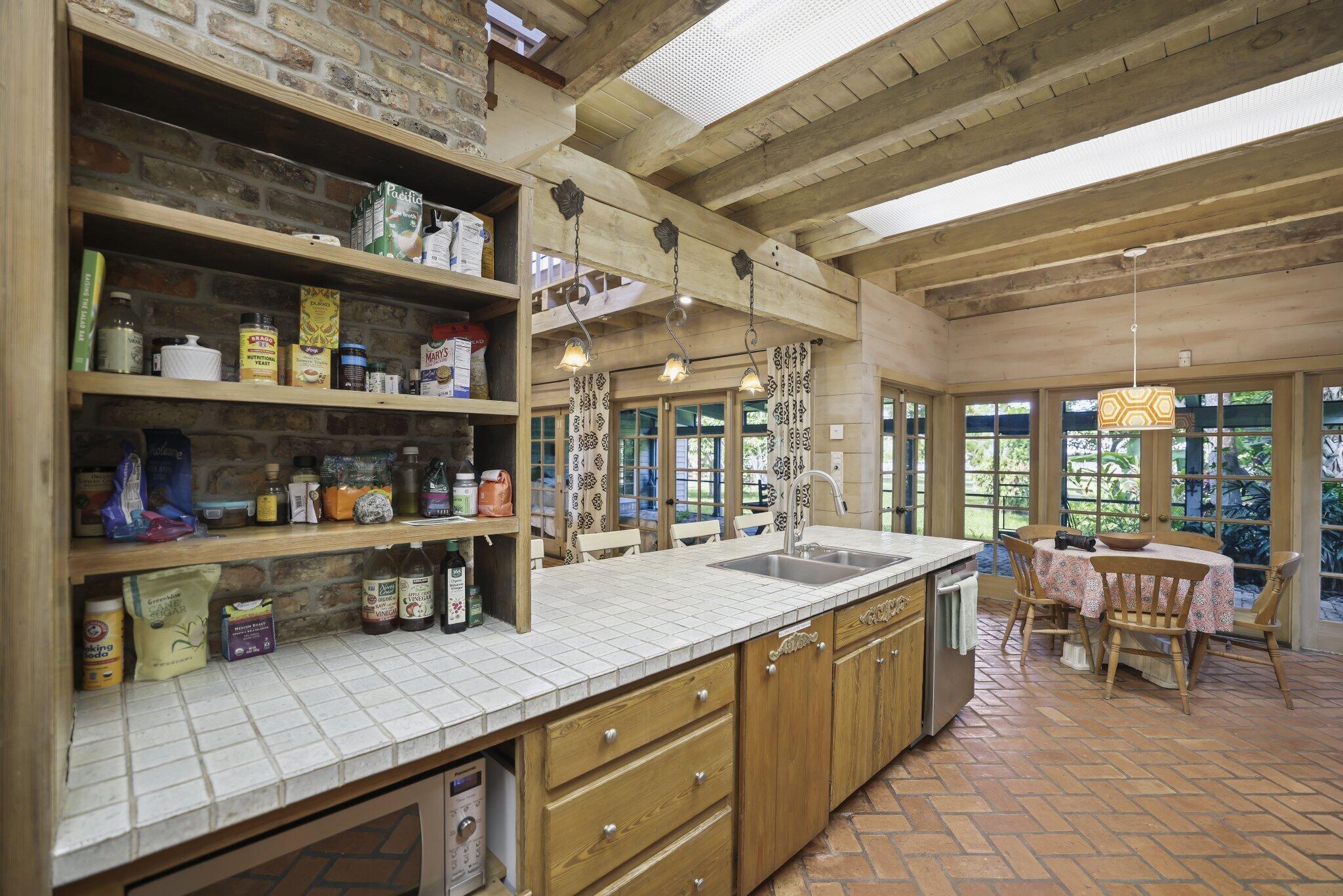 PALM BEACH LITTLE RANCHES 2 - Residential