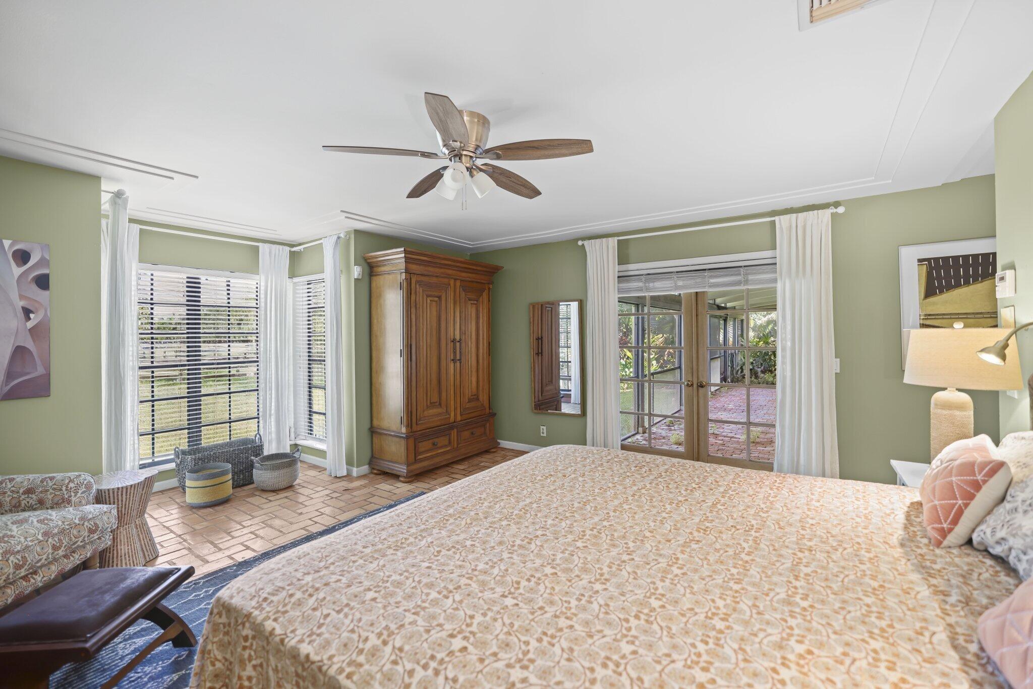 PALM BEACH LITTLE RANCHES 2 - Residential