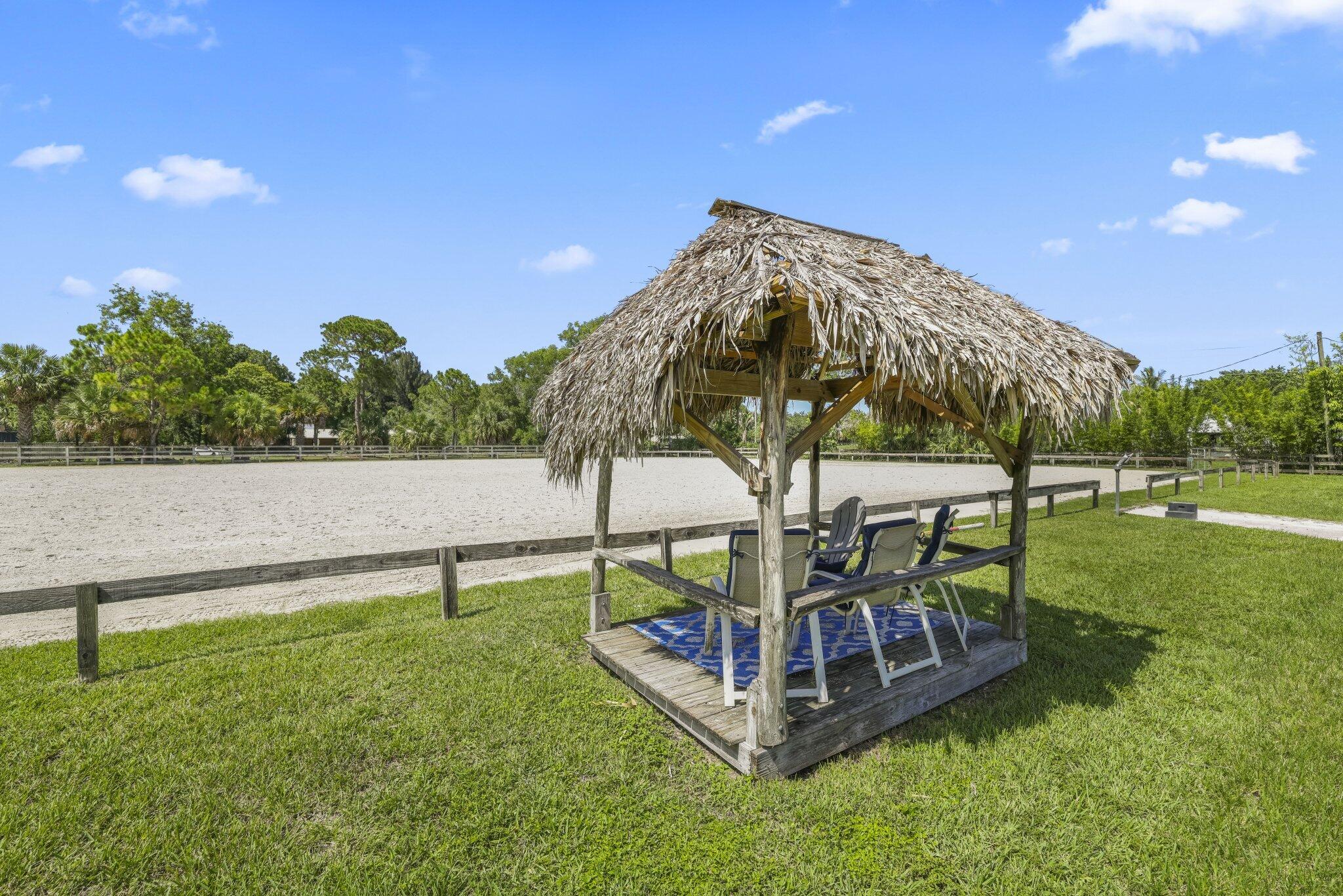 PALM BEACH LITTLE RANCHES 2 - Residential