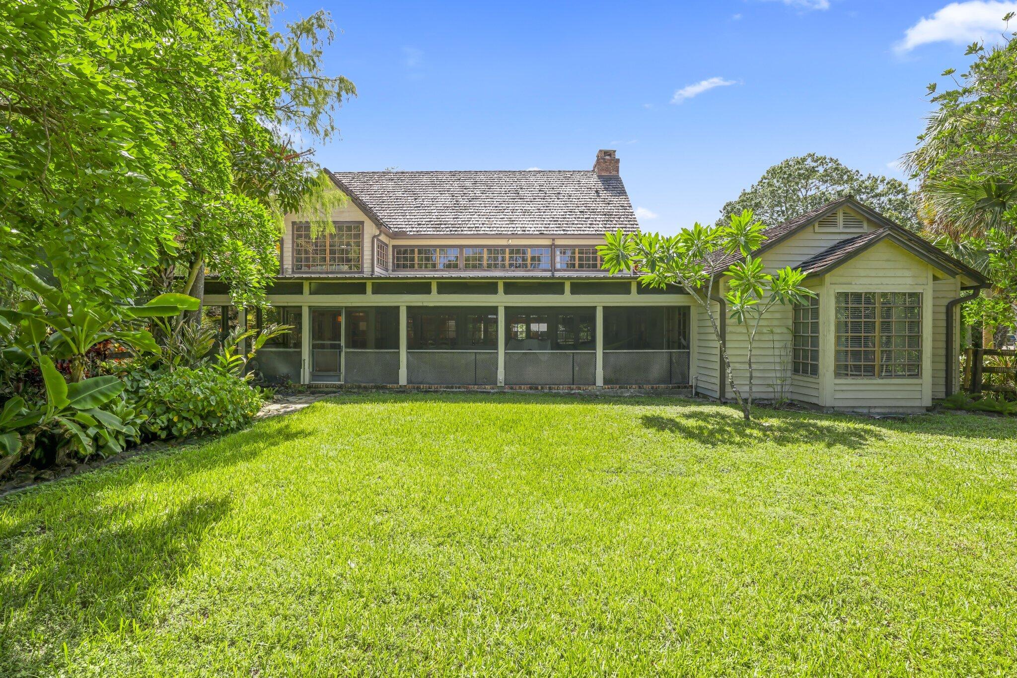 PALM BEACH LITTLE RANCHES 2 - Residential