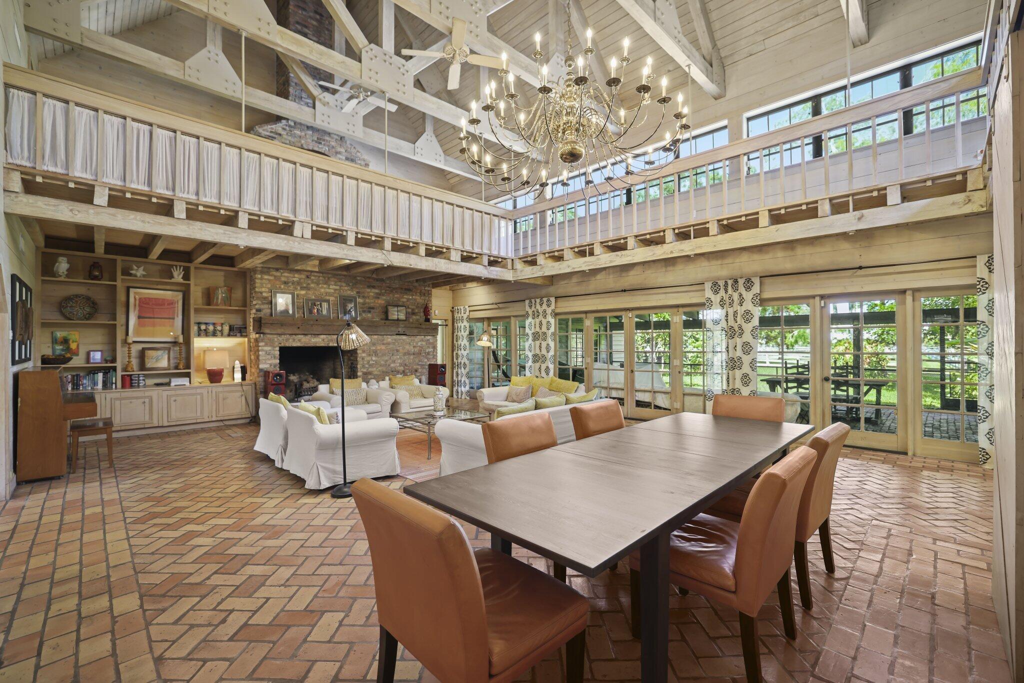 PALM BEACH LITTLE RANCHES 2 - Residential