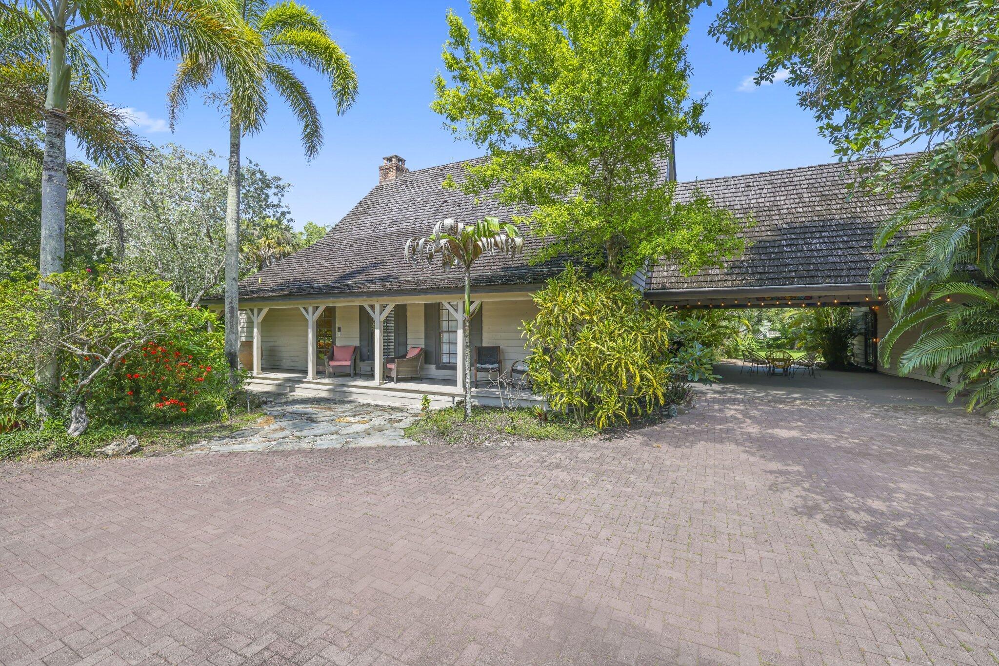PALM BEACH LITTLE RANCHES 2 - Residential