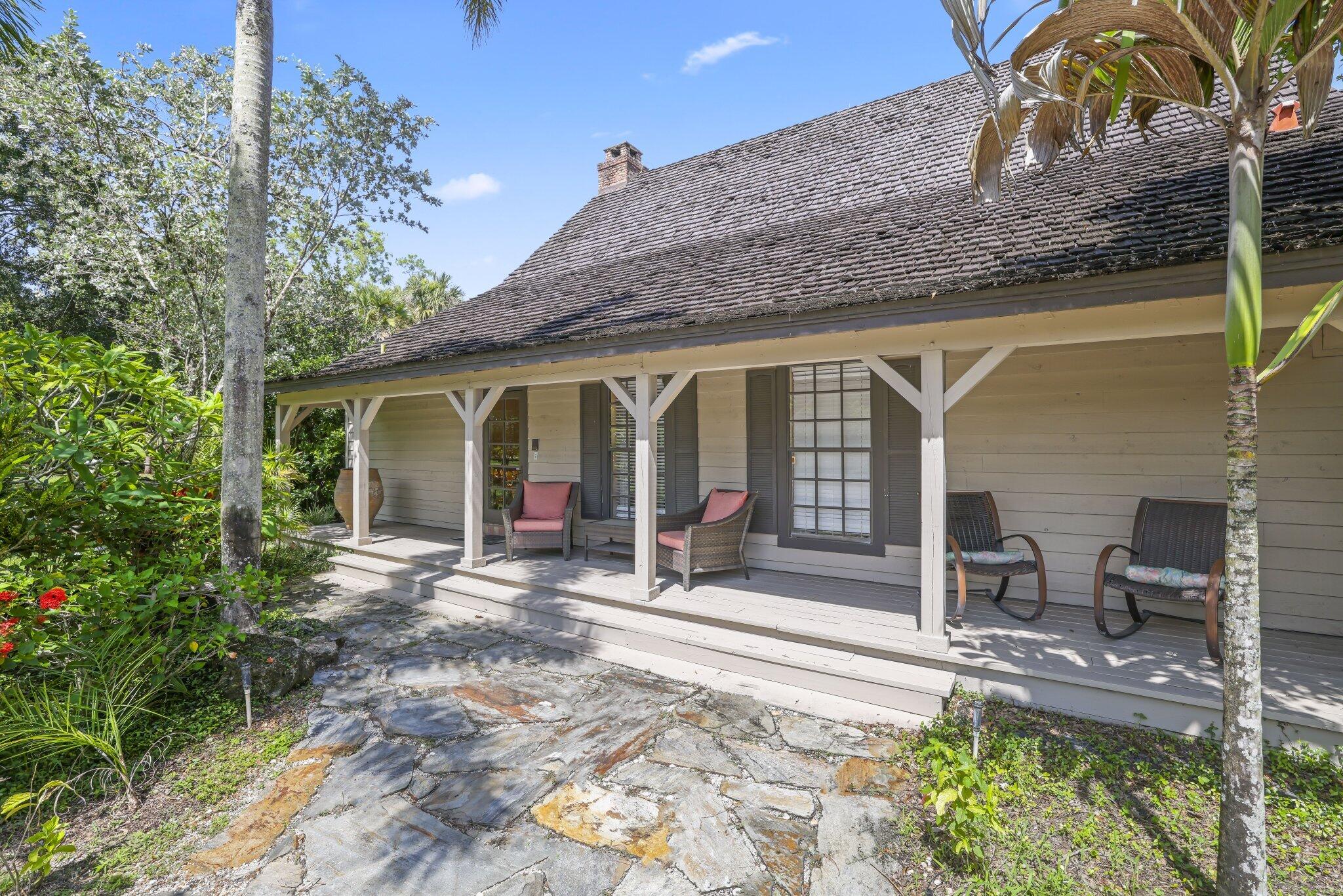 PALM BEACH LITTLE RANCHES 2 - Residential