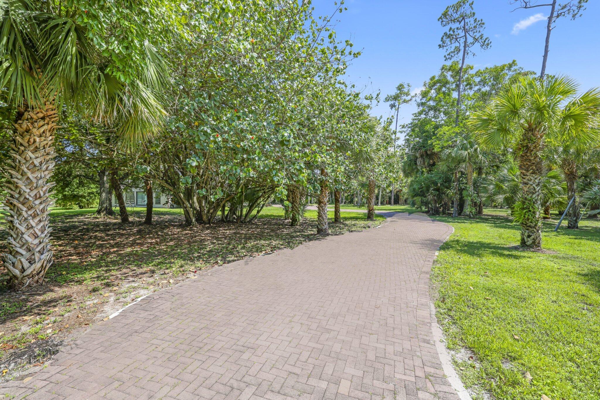 PALM BEACH LITTLE RANCHES 2 - Residential