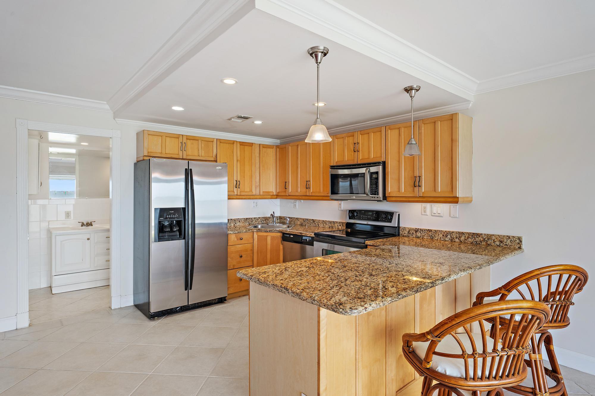 WILSHIRE EAST CONDOS - Residential