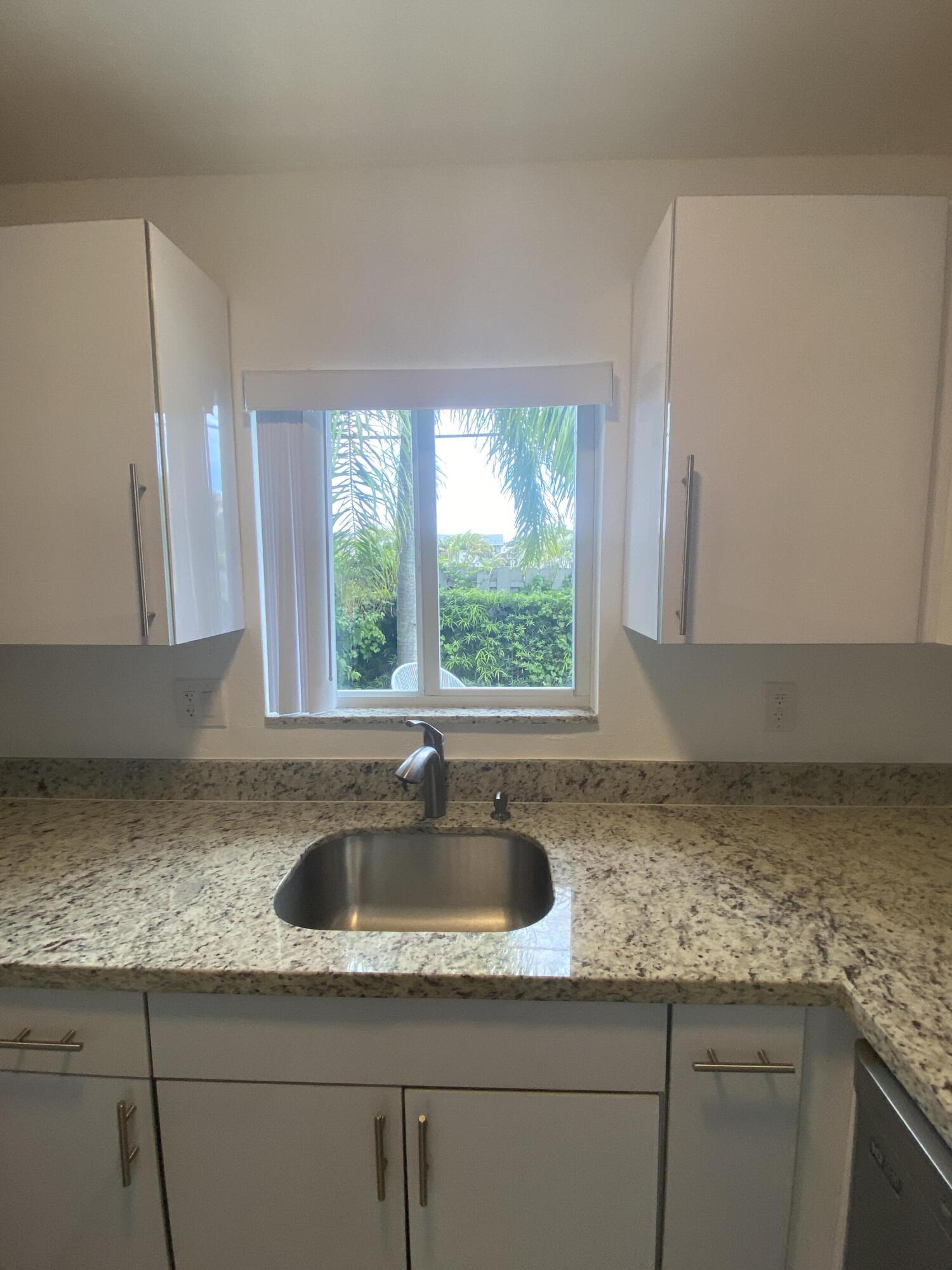 OCEAN VUE - Residential Income