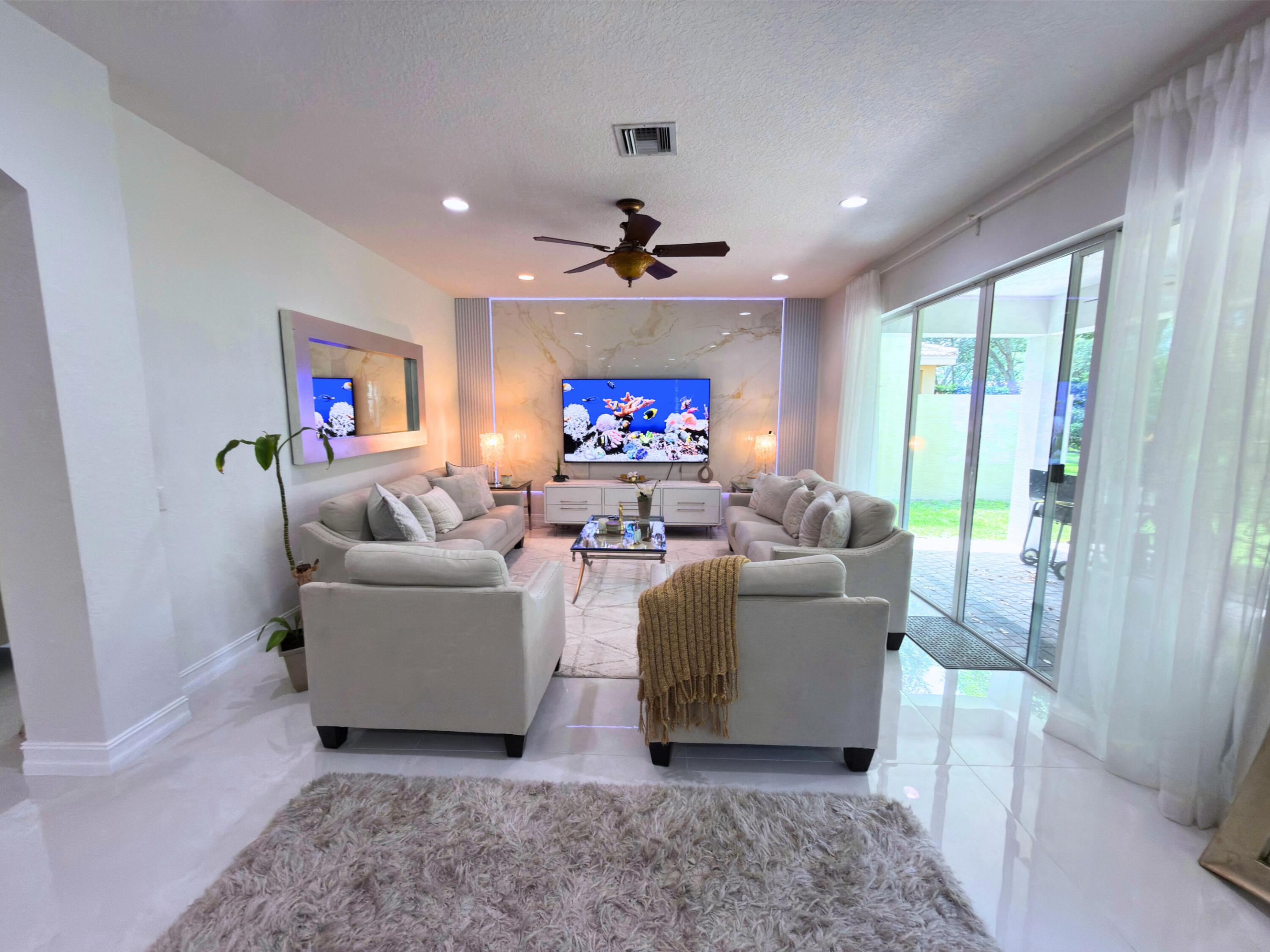 CANYON SPRINGS - Residential