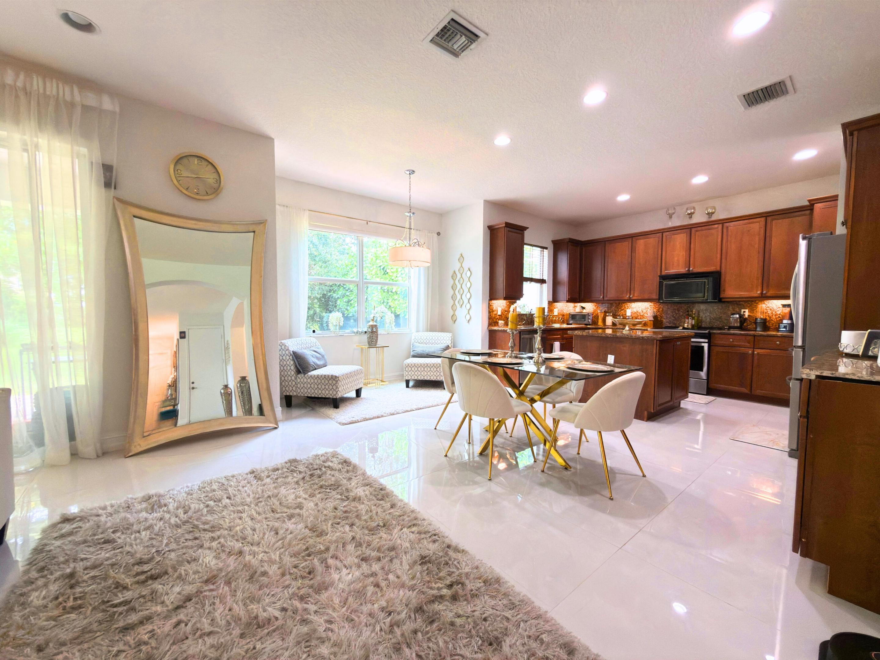 CANYON SPRINGS - Residential