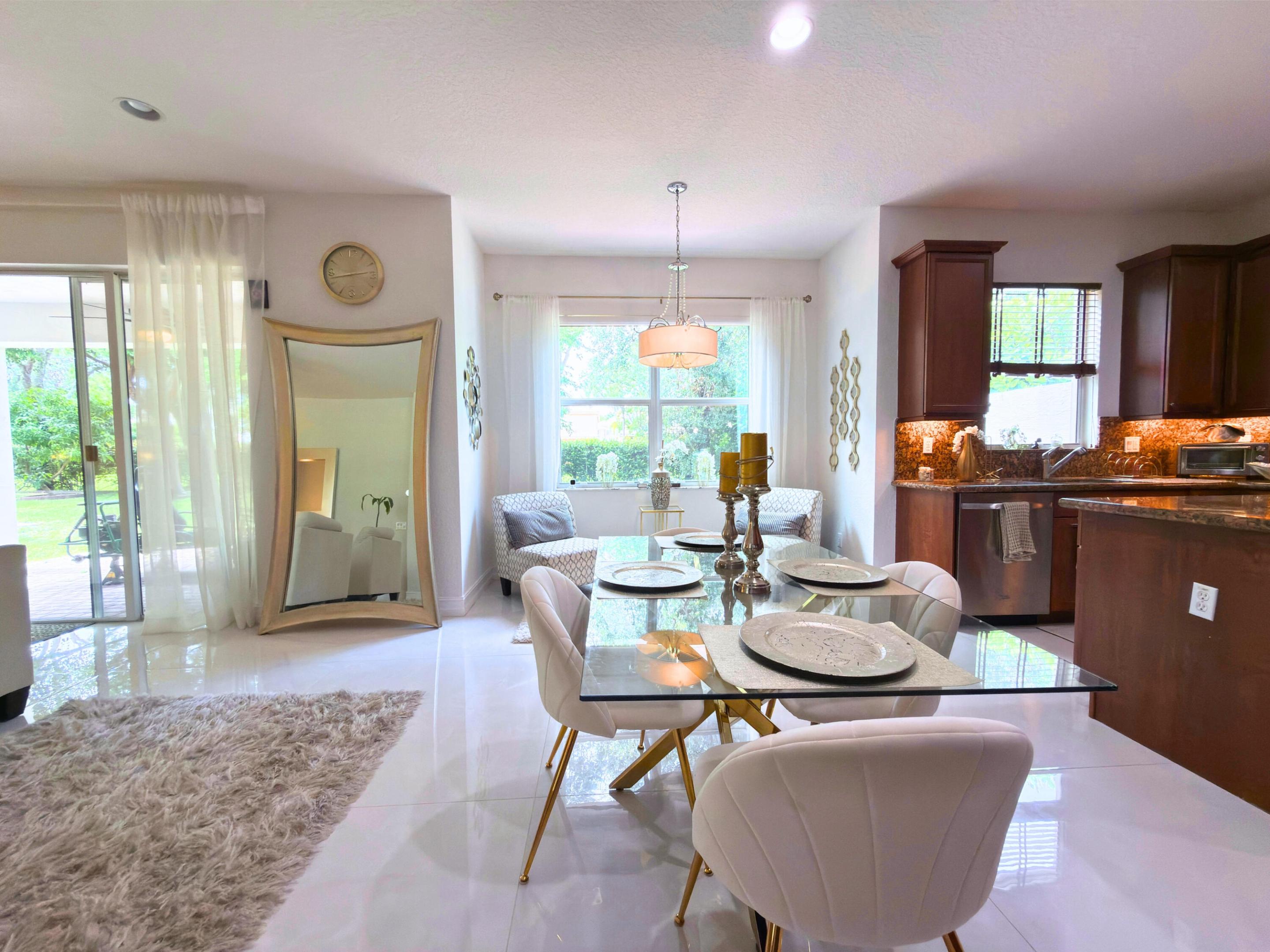 CANYON SPRINGS - Residential