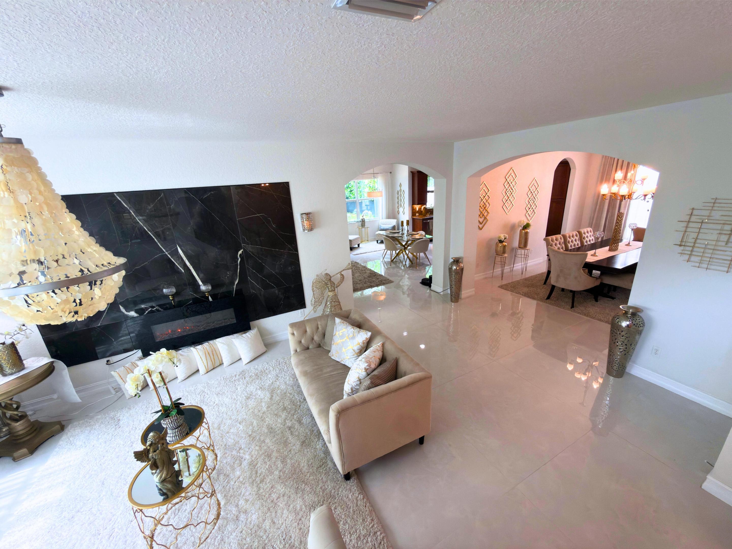 CANYON SPRINGS - Residential