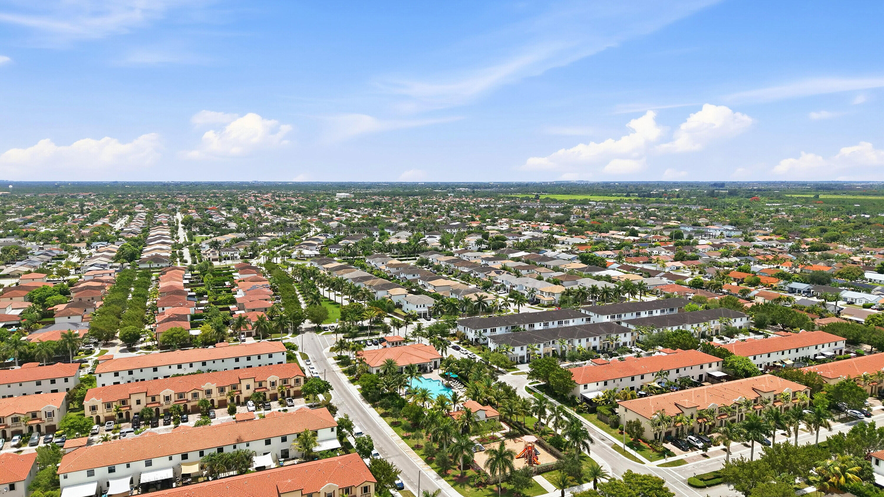 VENETIAN PARC - Residential