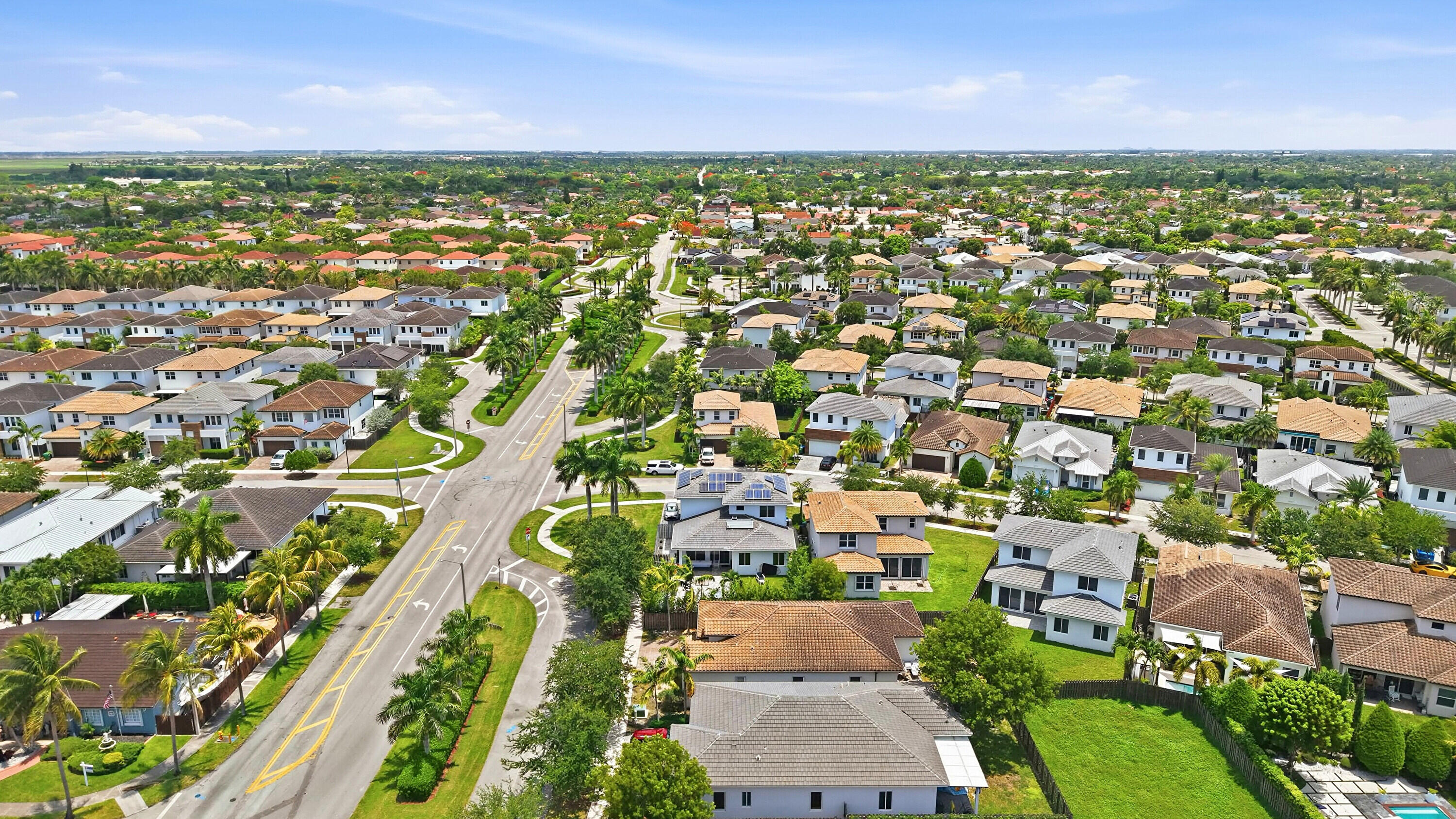 VENETIAN PARC - Residential