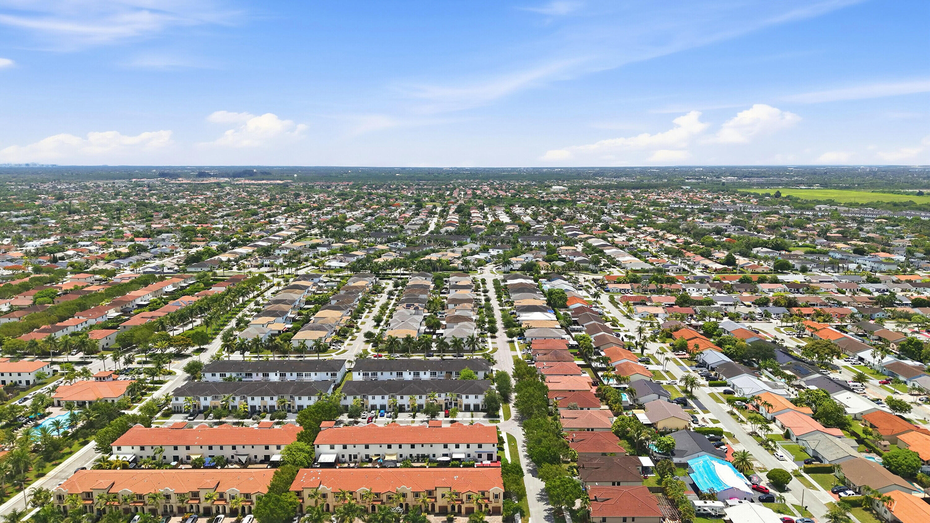 VENETIAN PARC - Residential