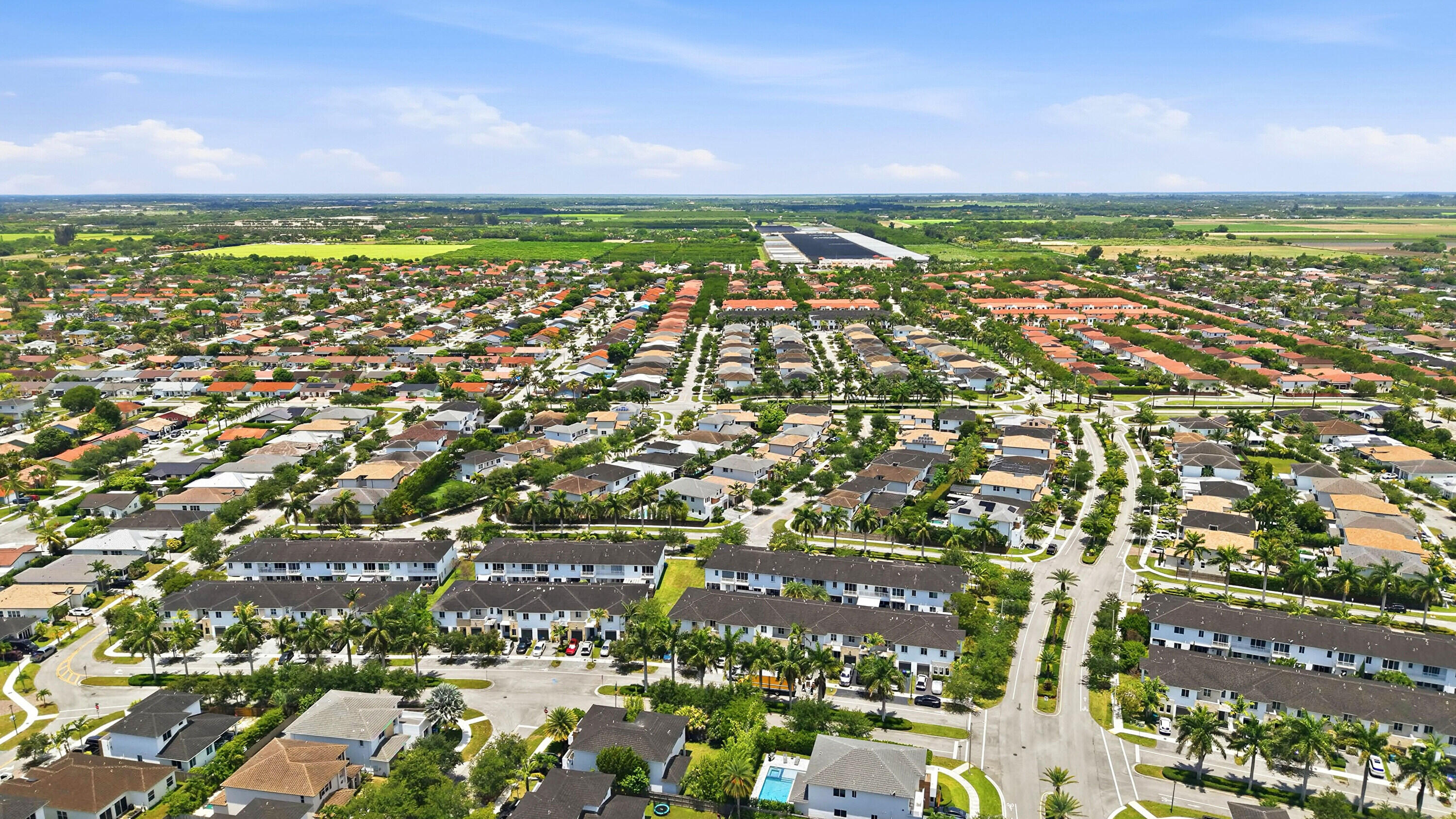 VENETIAN PARC - Residential