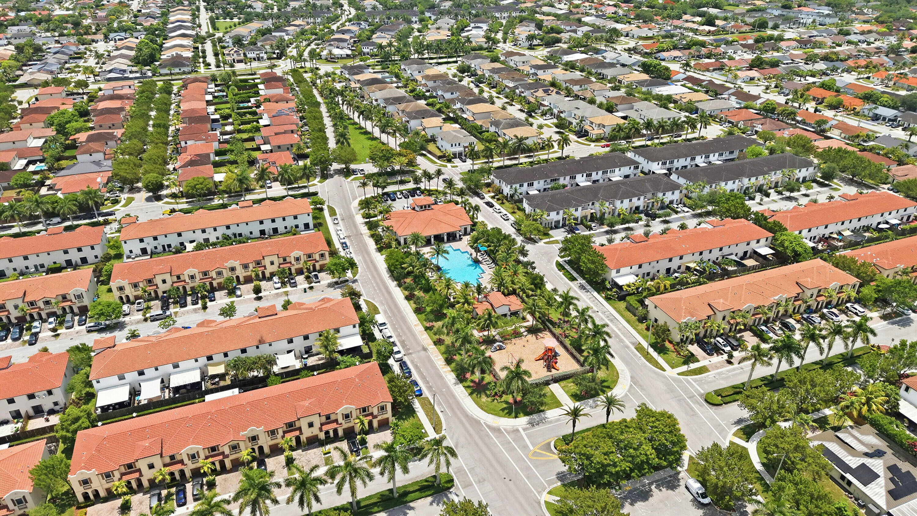 VENETIAN PARC - Residential